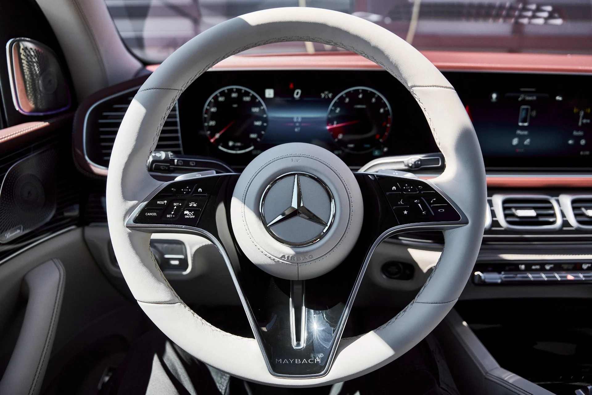 mph061_3118107674_Used_2026_Mercedes_Benz_GLS_Maybach_GLS_600_1777074155_8f1d32a53d