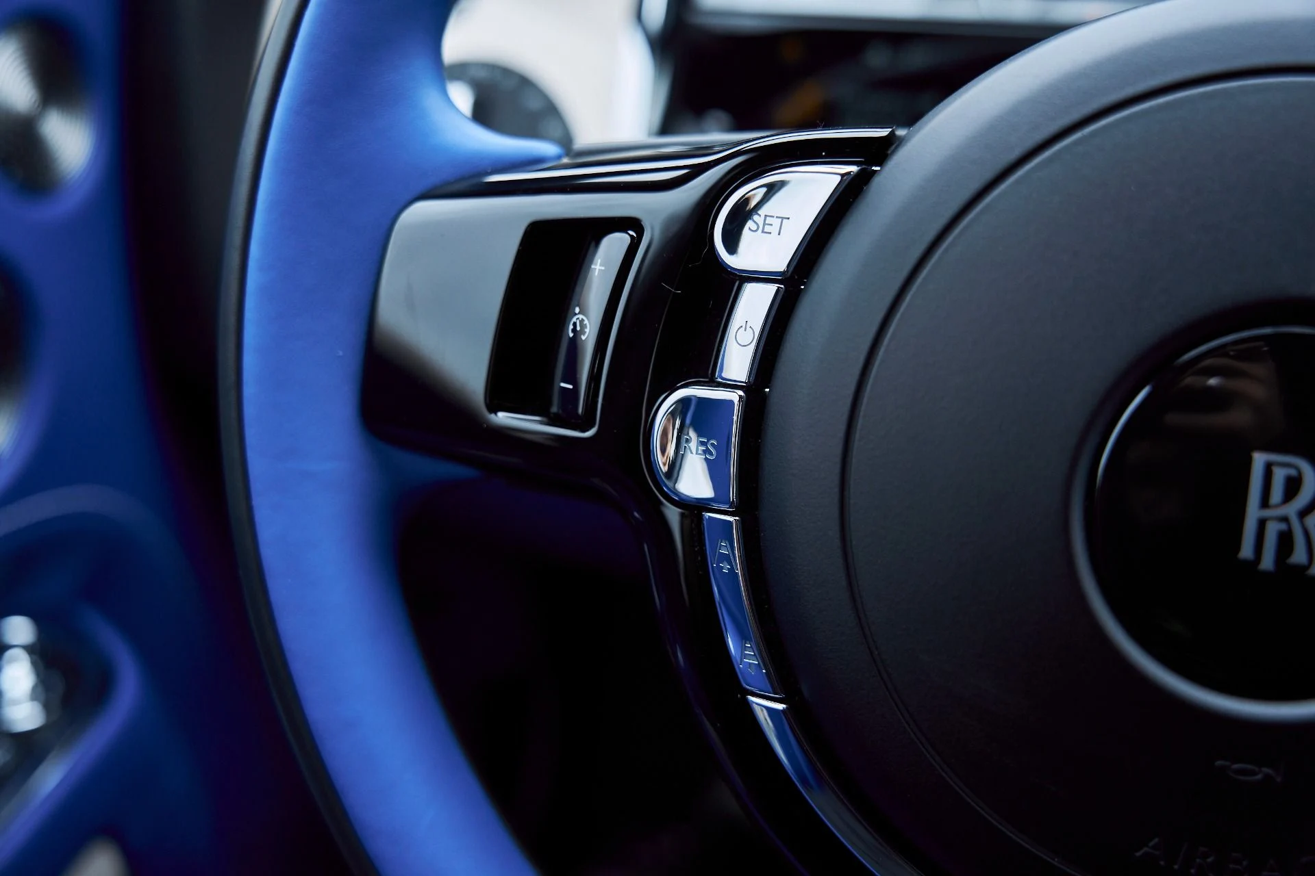 mph061_3140146532_Used_2019_Rolls_Royce_Ghost_Base_1767224361_0d3e75c108