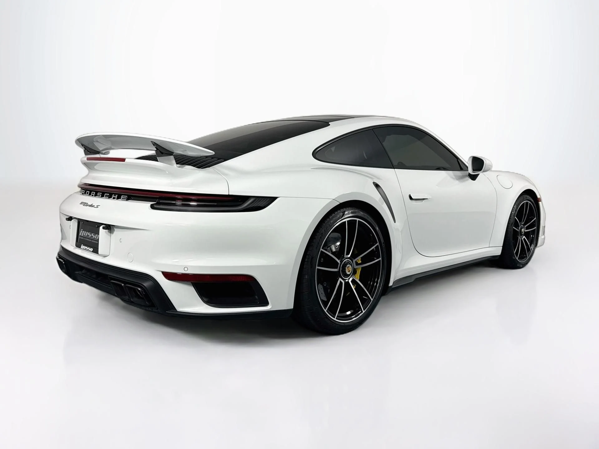 mph061_318795691_Used_2024_Porsche_911_Turbo_S_1788891749_12daa53699