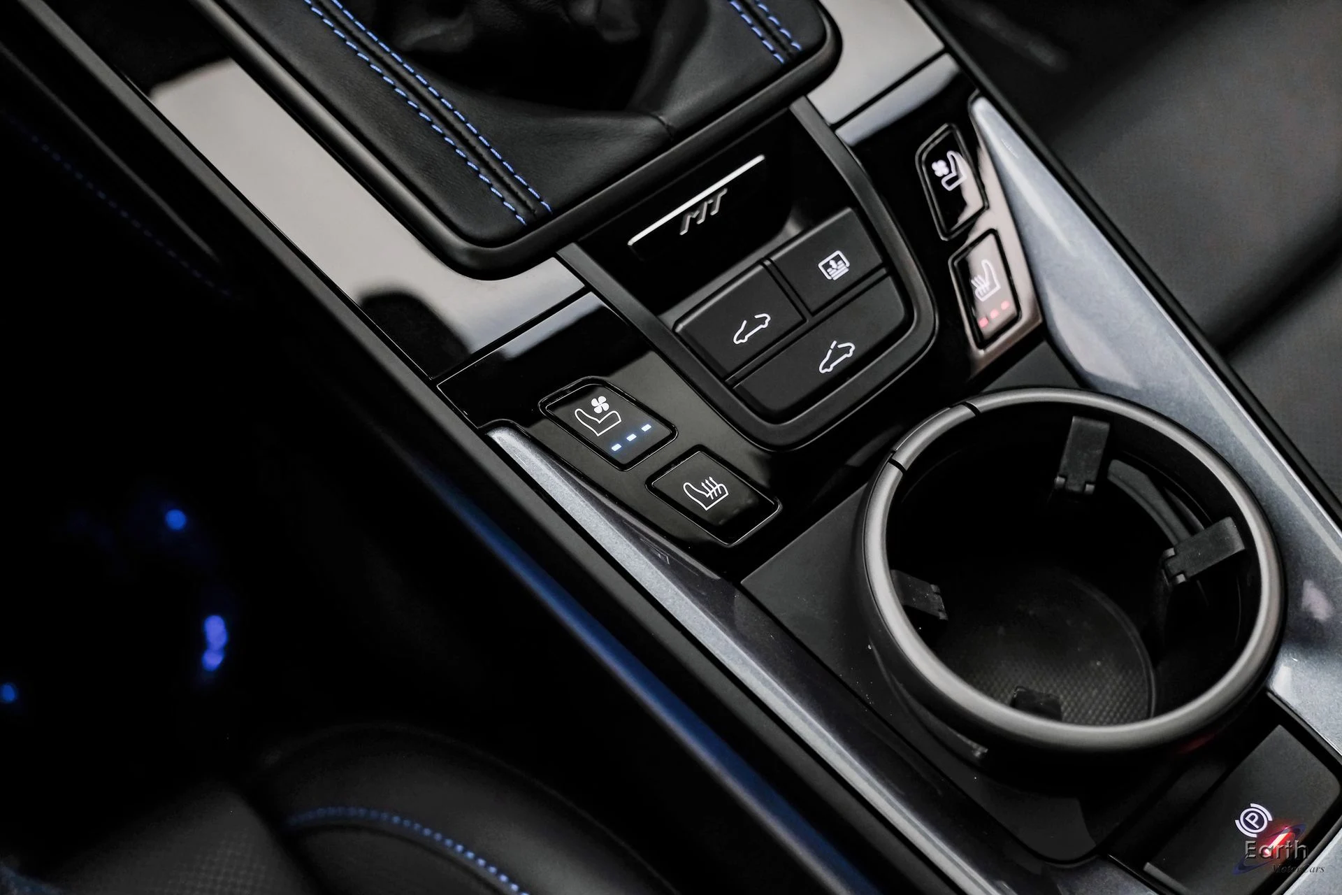 mph061_3210332498_9dbb12b5939e4c82661888f761ebbc1bx_919039242b