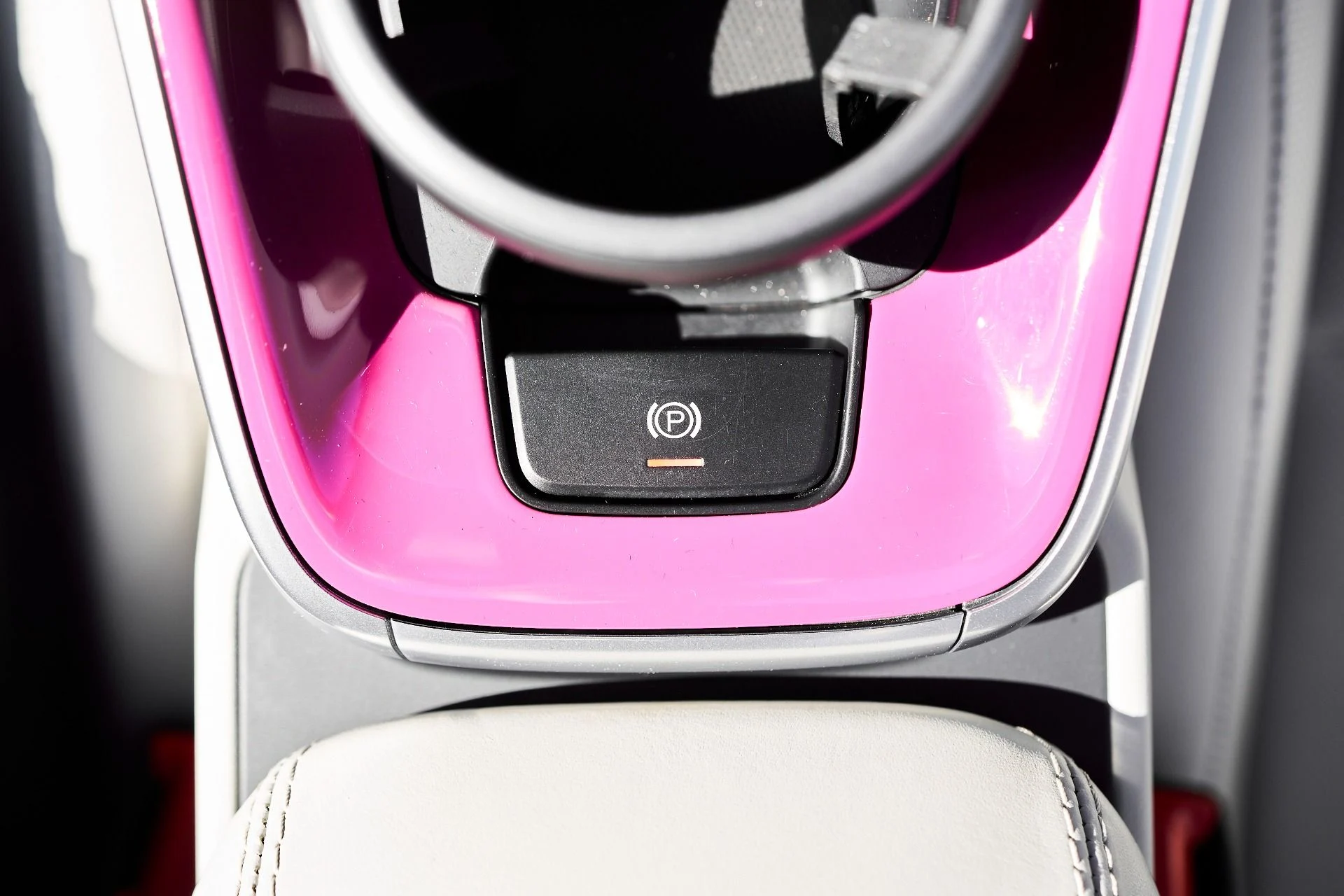 mph061_3212929783_Used_2023_Porsche_911_Turbo_1762568203_1250329547