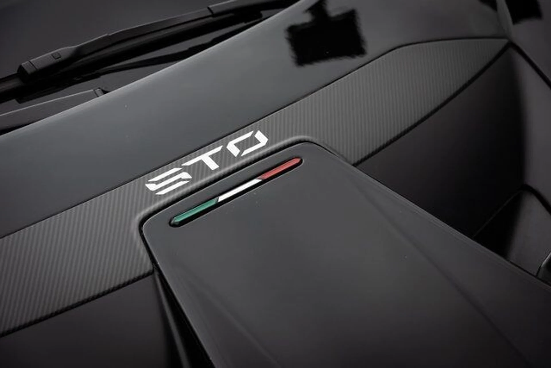 mph061_323348742_9e9e1122e5aeff37b1f512eae345a641_88920df236