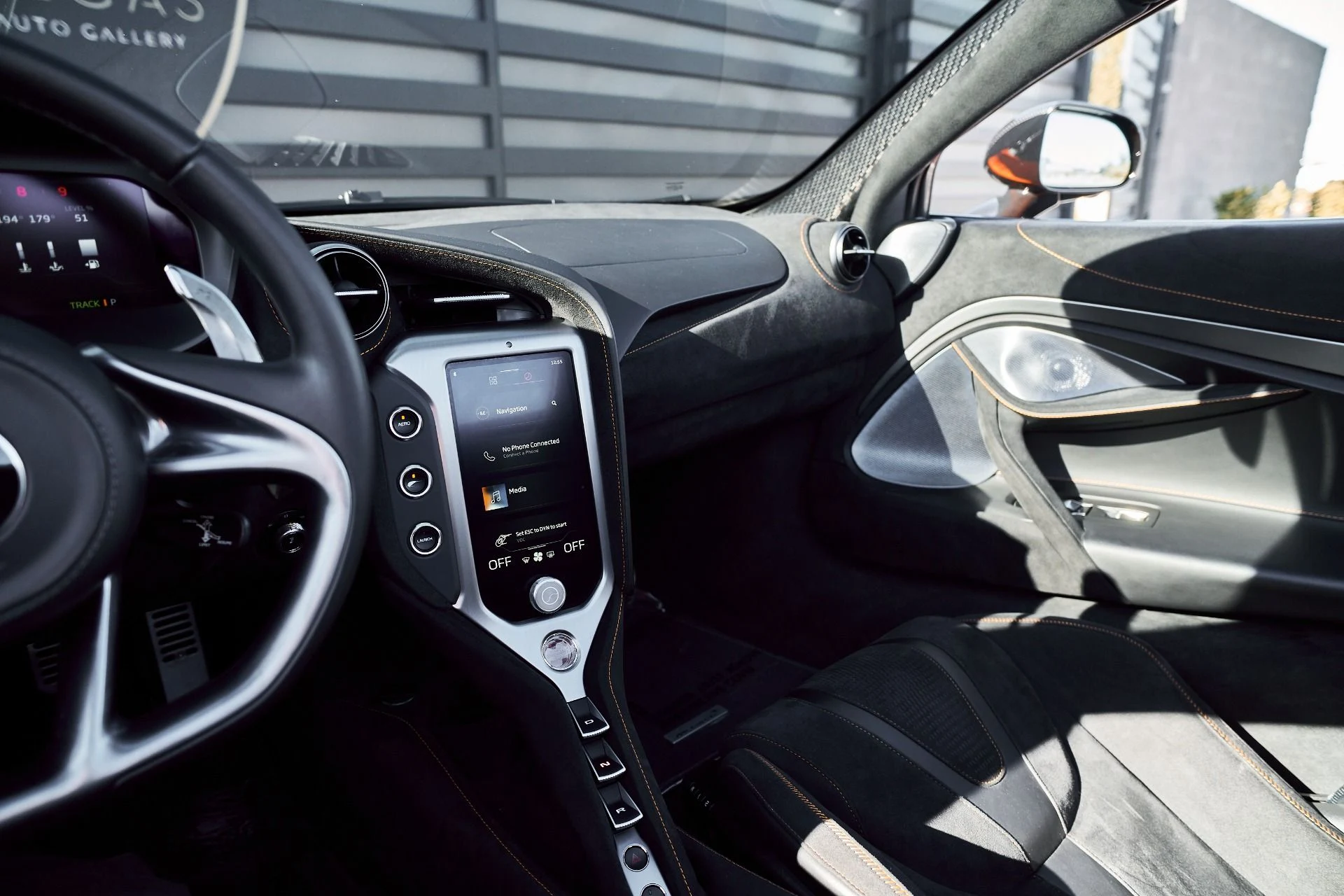 mph061_3270490339_Used_2024_Mc_Laren_750_S_1768012725_5b85ee4bf9