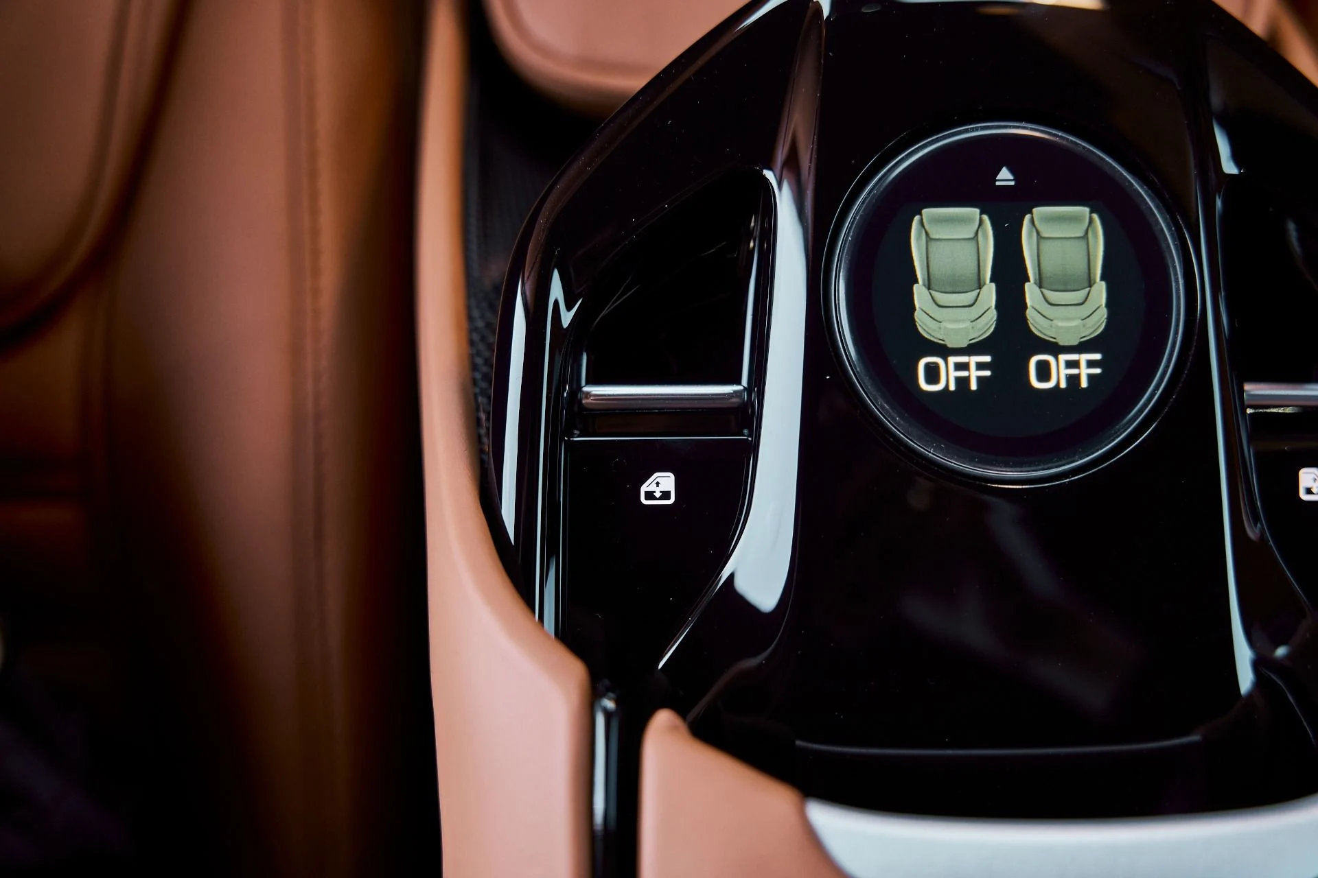 mph061_3271855806_Used_2026_Ferrari_Purosangue_1771462151_415cb6b165