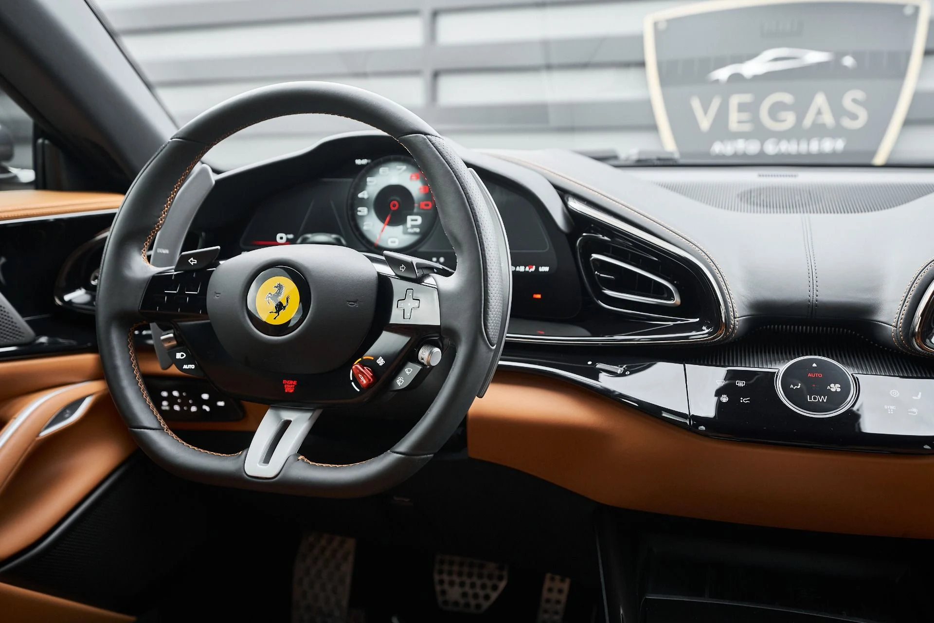 mph061_3326368461_Used_2025_Ferrari_Purosangue_1762993306_14b3b85ba6