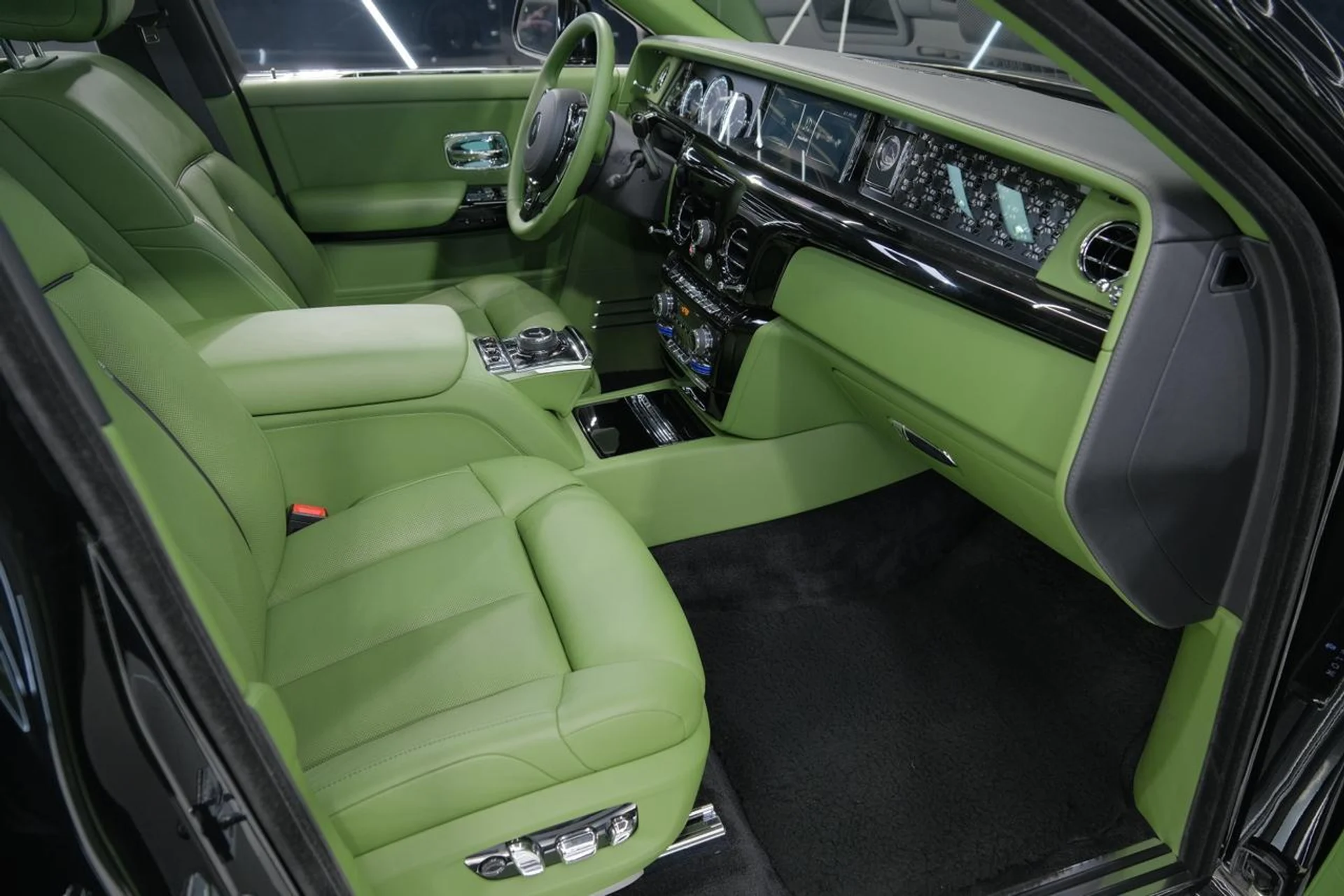 mph061_3332215325_5695f44fa37ba3685425cf66b004b5d2_2606468554