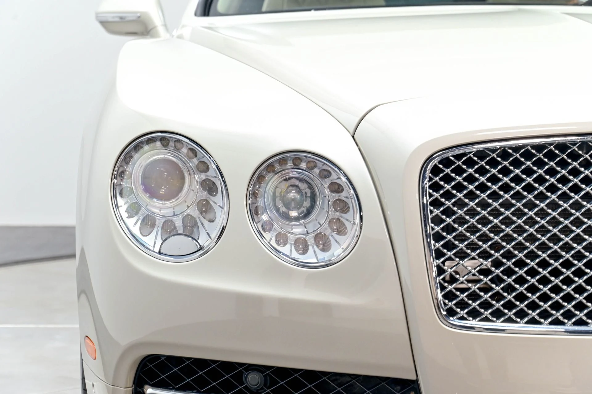mph061_3429251475_Used_2015_Bentley_Flying_Spur_W12_1784214578_c4369a2a90