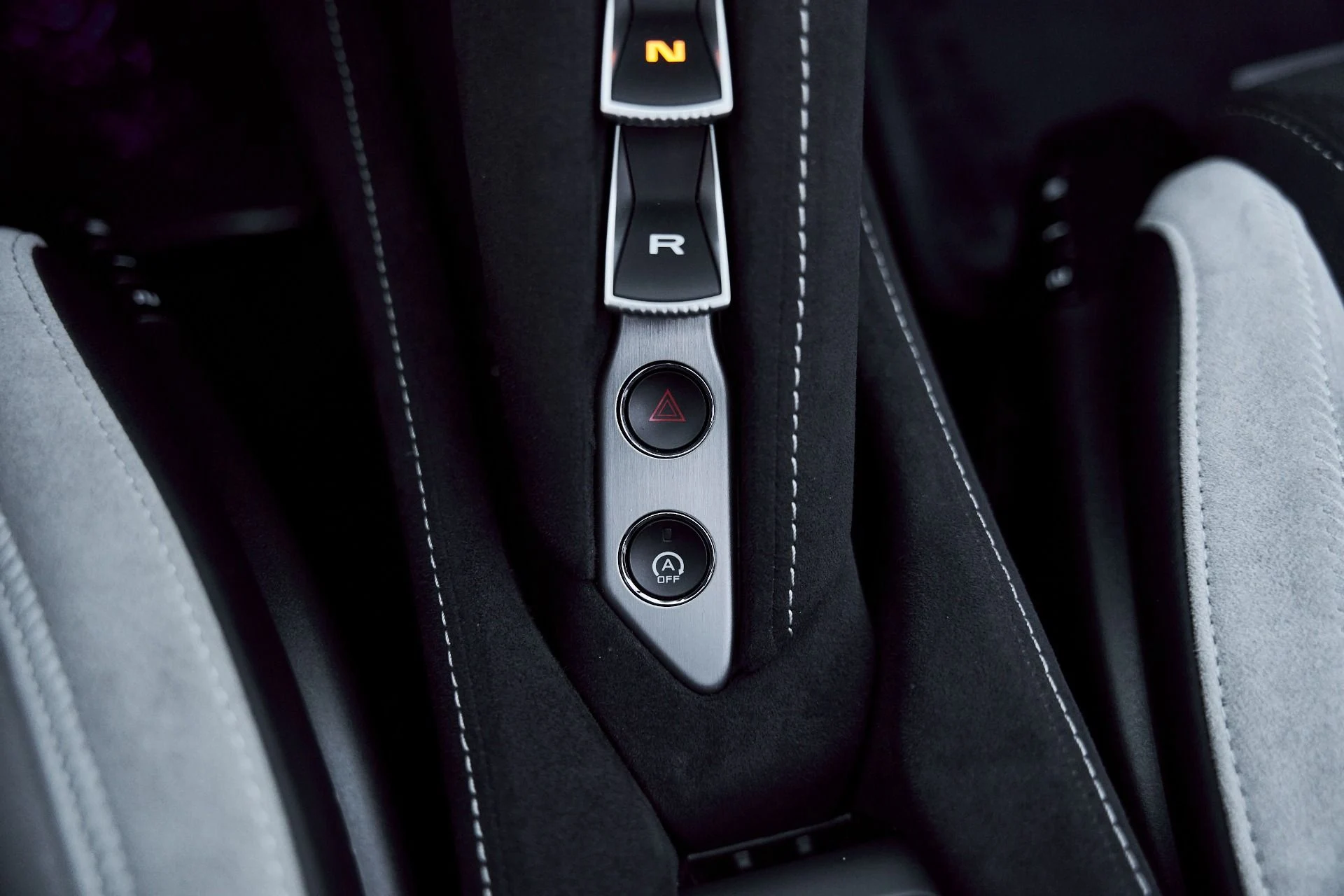 mph061_347662830_Used_2024_Mc_Laren_750_S_1767753330_af2b02cb90