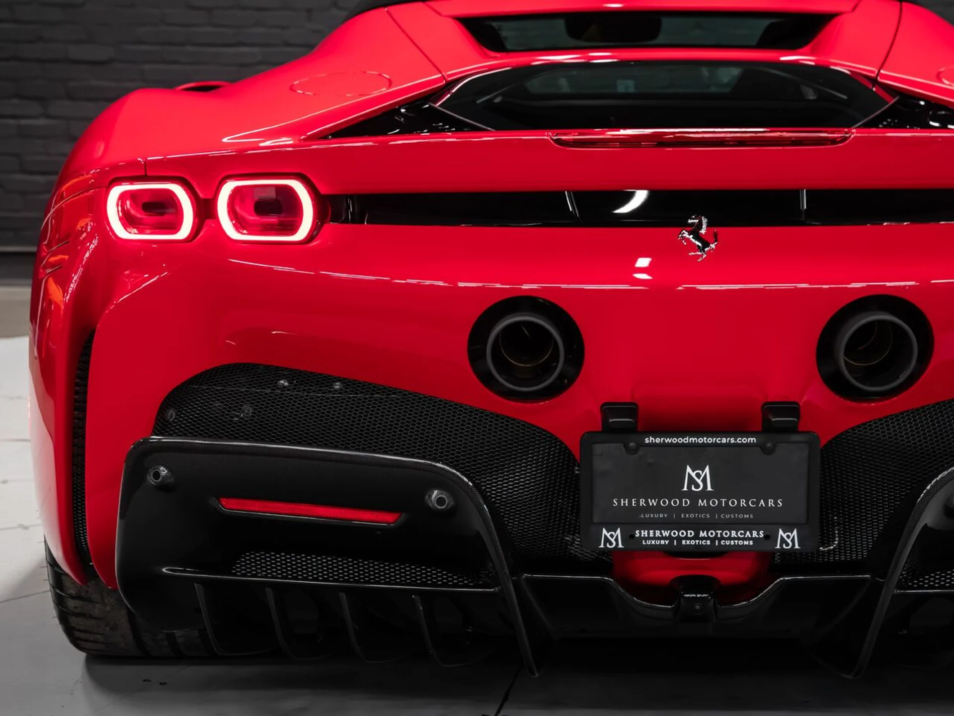 mph061_3496387197_ferrari_sf90_stradale_2023_81a259a058