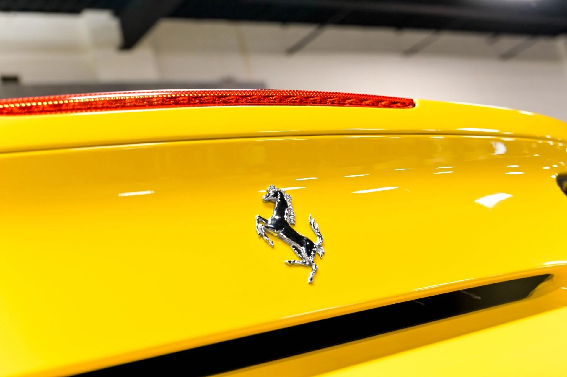 mph061_3496667331_Used_2017_Ferrari_488_Spider_1782250763_affedad09b