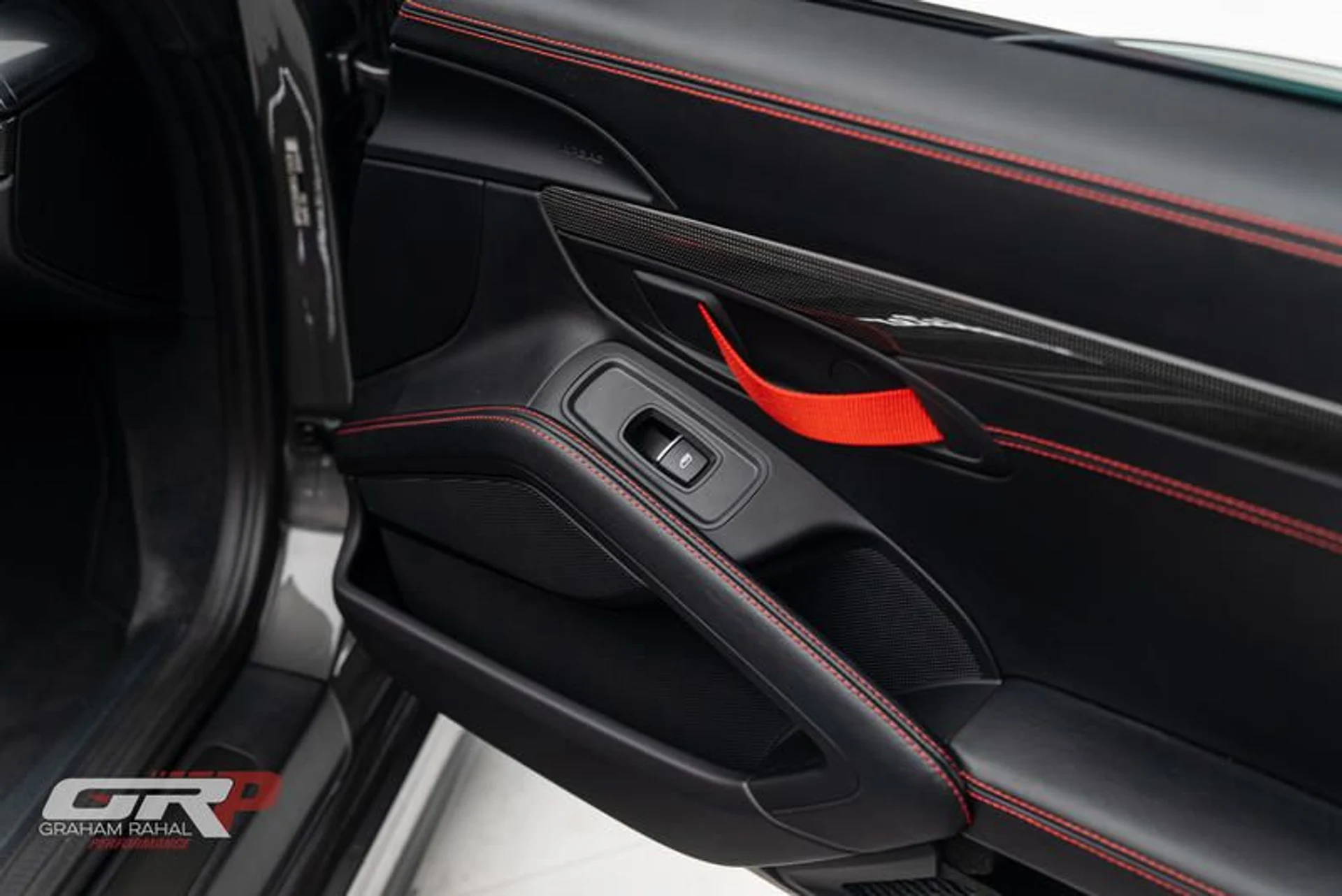 mph061_3502751168_72768570_3_E6_F_44_C0_A19_B_AD_18863682_B1_cc731488da