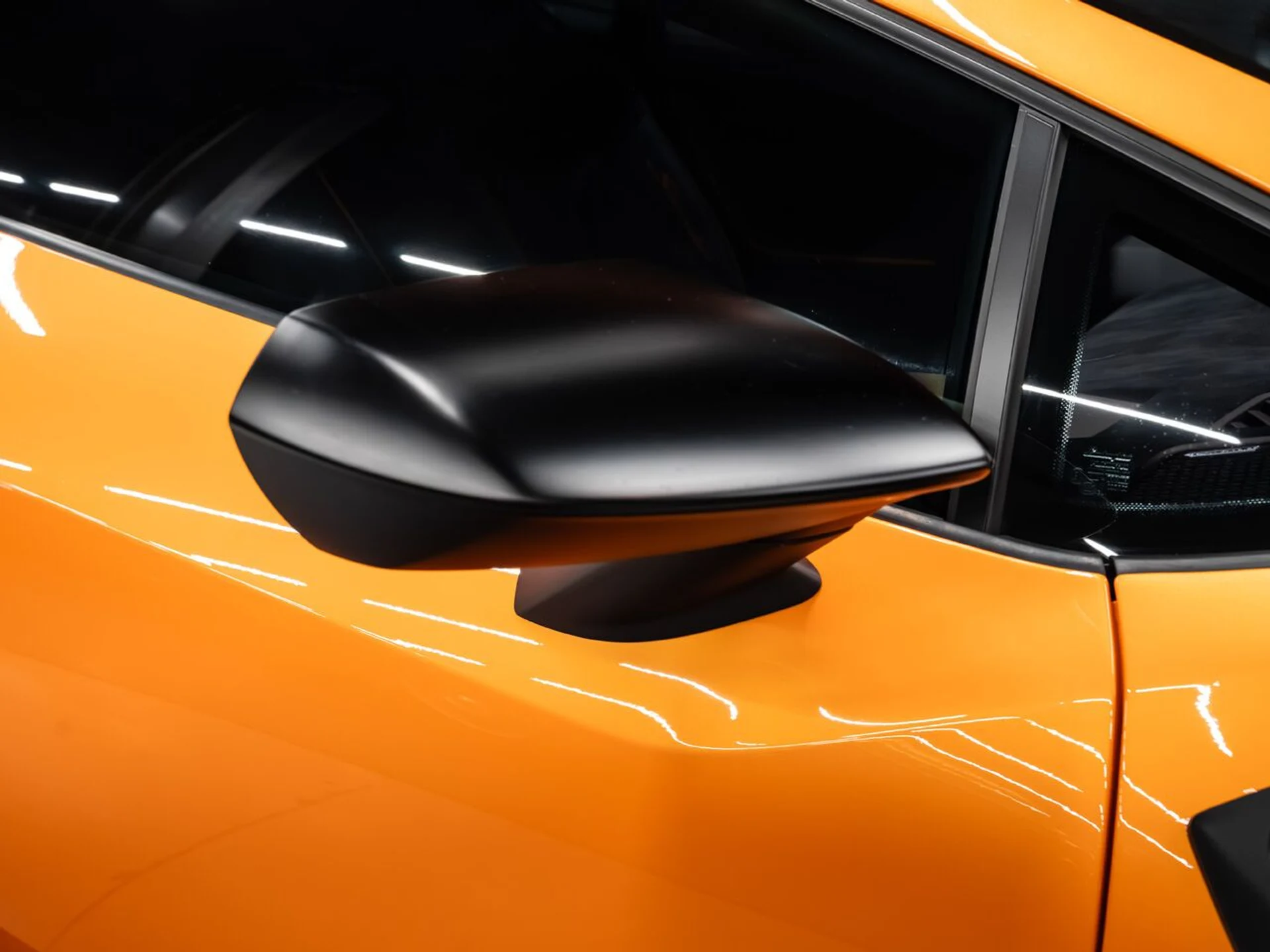 mph061_3503868756_lamborghini_huracan_2023_4645d794be