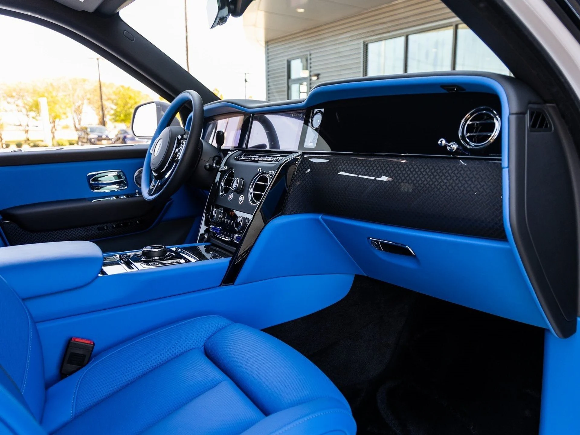 mph061_3516557163_62_05a2f49168