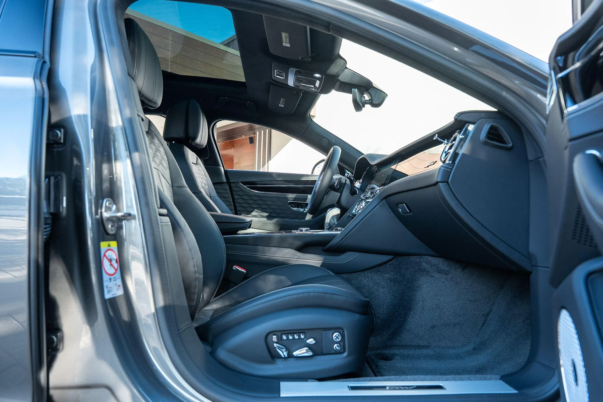mph061_3629472970_532912801_6a44671e7302fb0bb9440fef_97774ee2af