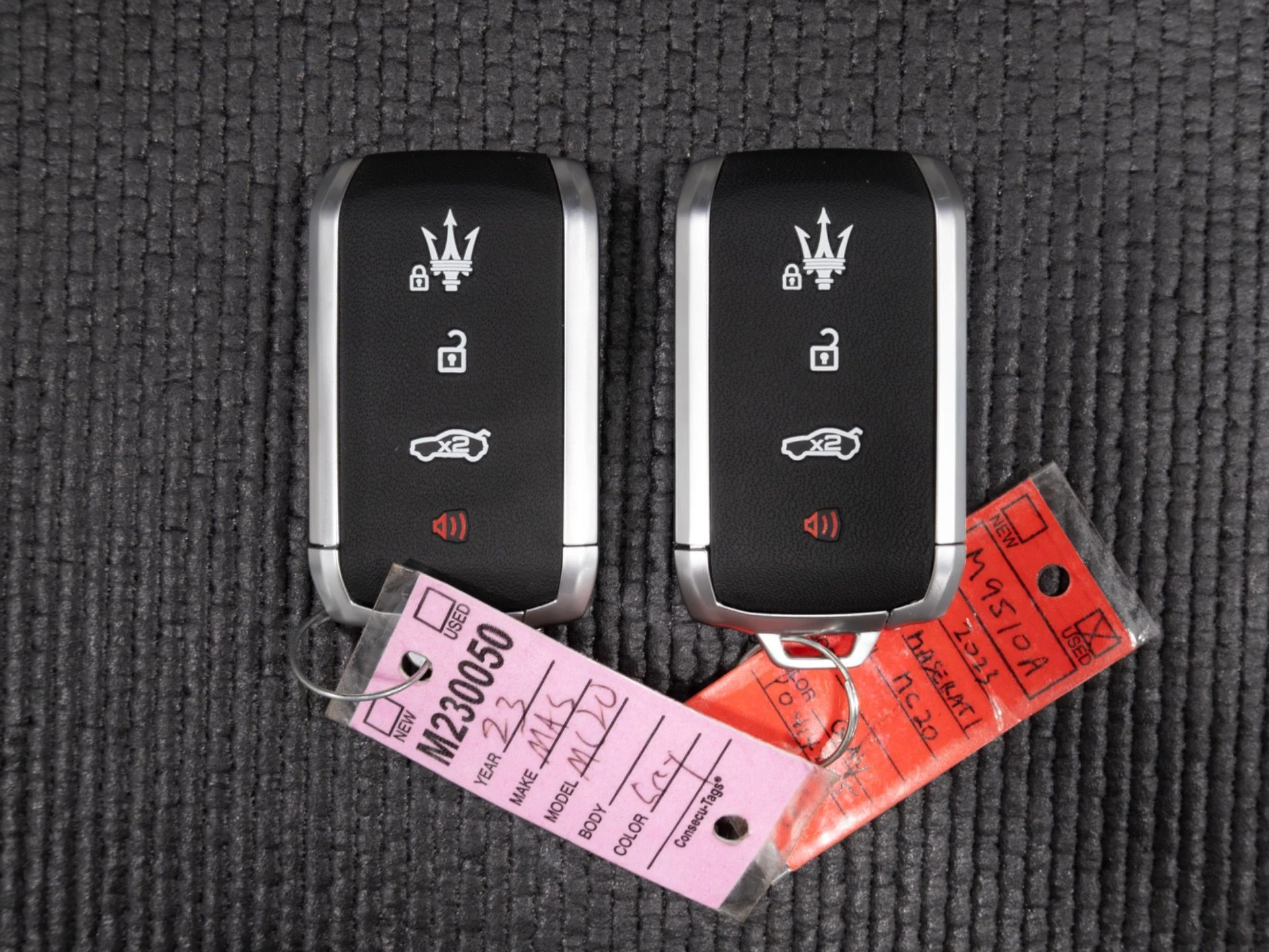 mph061_3633733357_Used_2023_Maserati_MC_20_1774904522_b93962645d