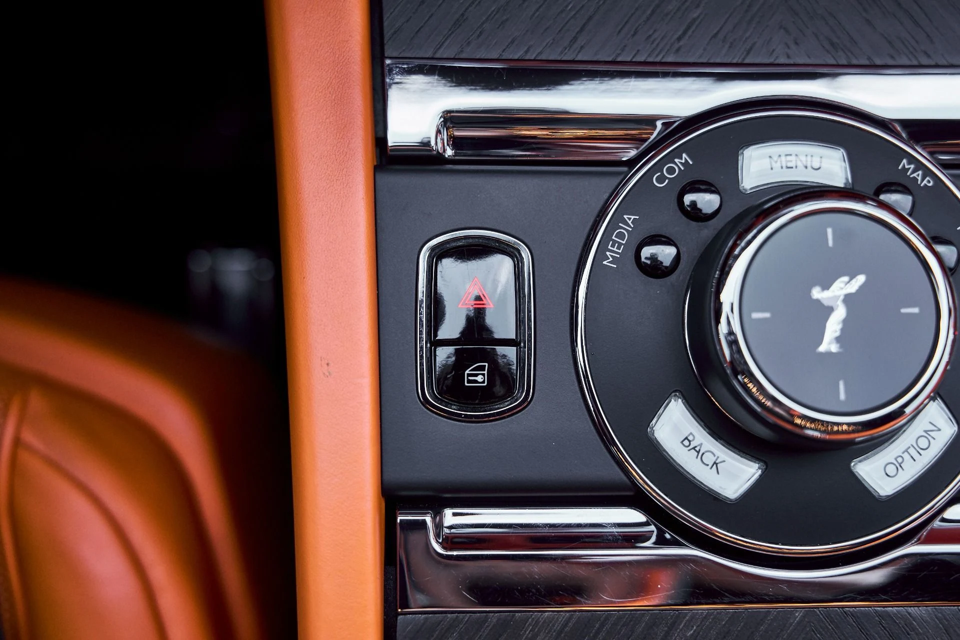 mph061_3638437291_Used_2019_Rolls_Royce_Wraith_Base_1772849699_95b85c738a