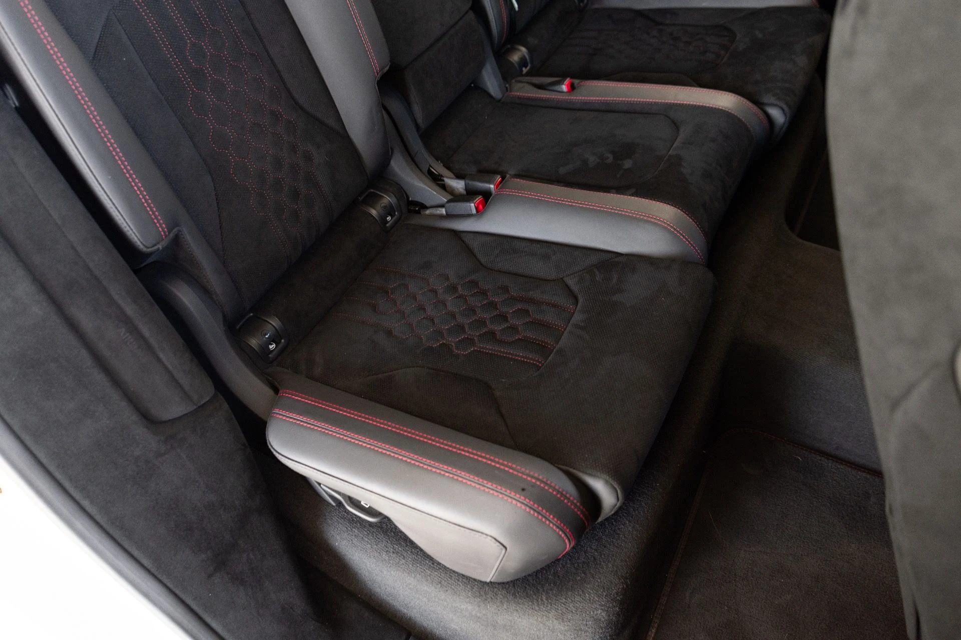 mph061_3703639867_Used_2023_Lamborghini_Urus_Performante_1778699369_7ffa81f7b5