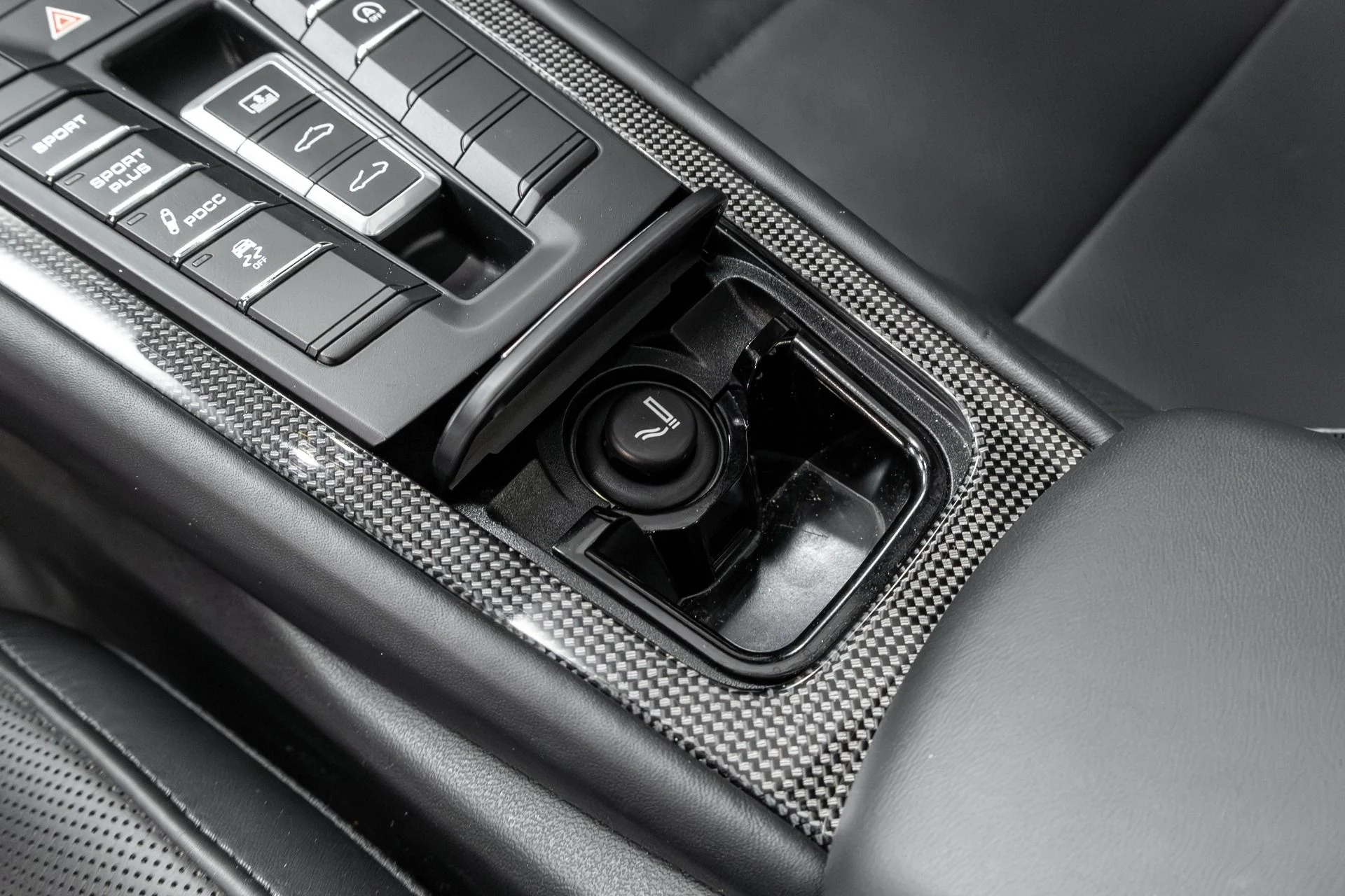 mph061_3748811904_Used_2015_Porsche_911_Turbo_S_1761834686_81d86a740a