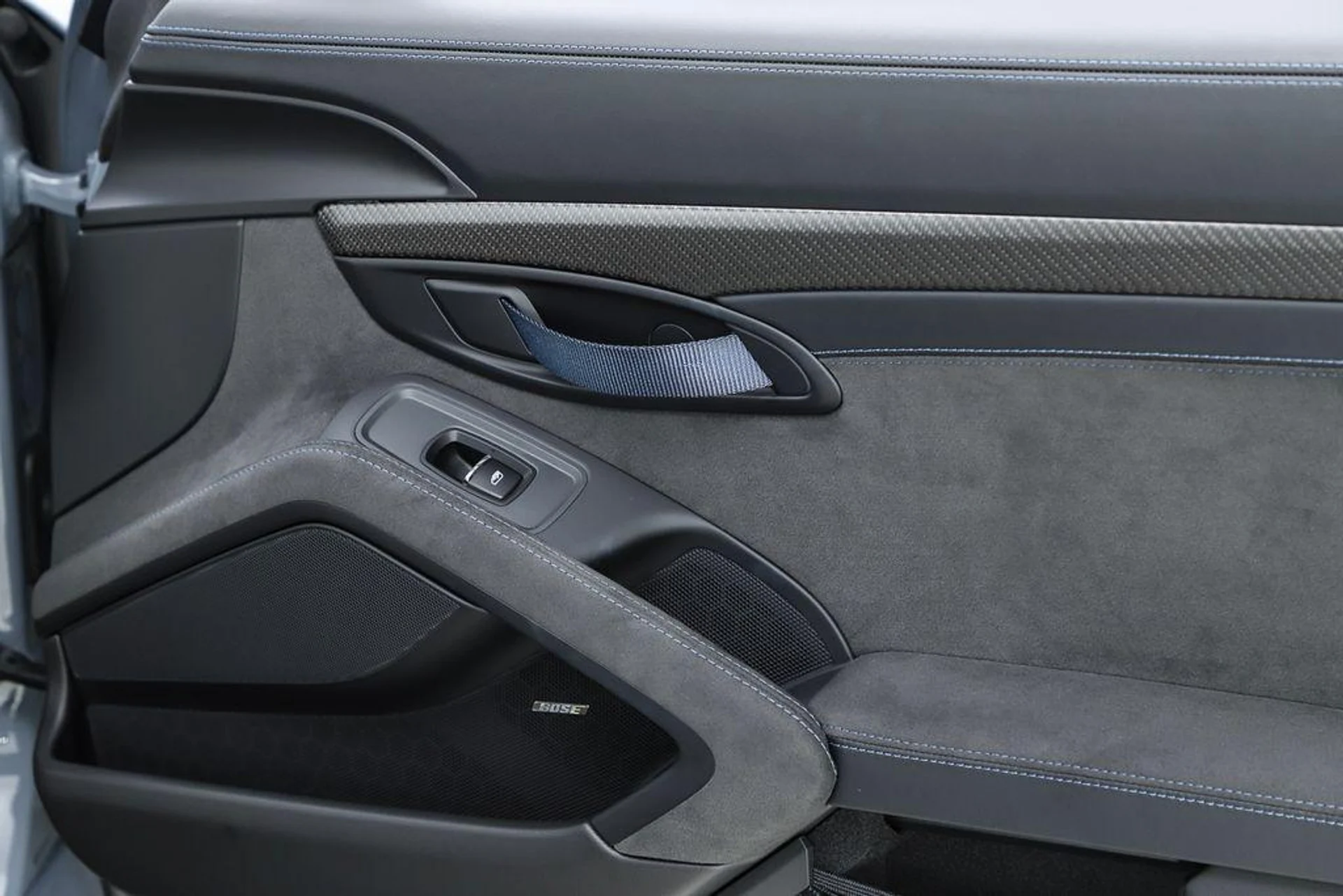 mph061_3784764635_yg_Ntba_E3r461_LG_8e5t_M_Qc_Az398_3d1c68404b