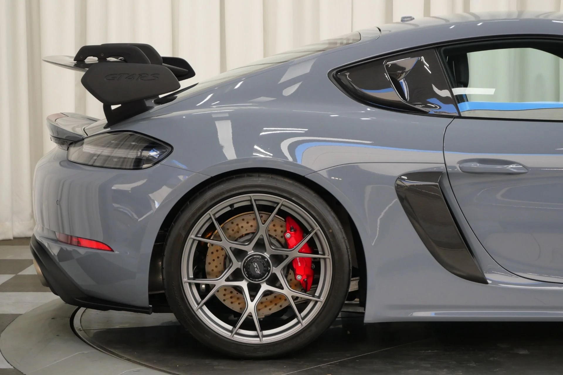 mph061_3823376687_Used_2023_Porsche_718_Cayman_GT_4_RS_Weissach_1757341062_6552b37c91