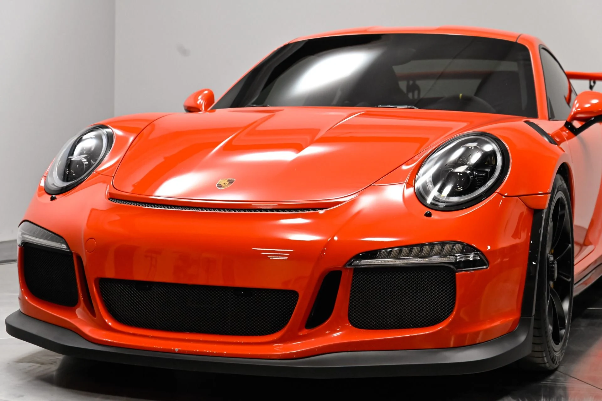 mph061_3826318097_Used_2016_Porsche_911_GT_3_RS_1788412421_95becfa41c