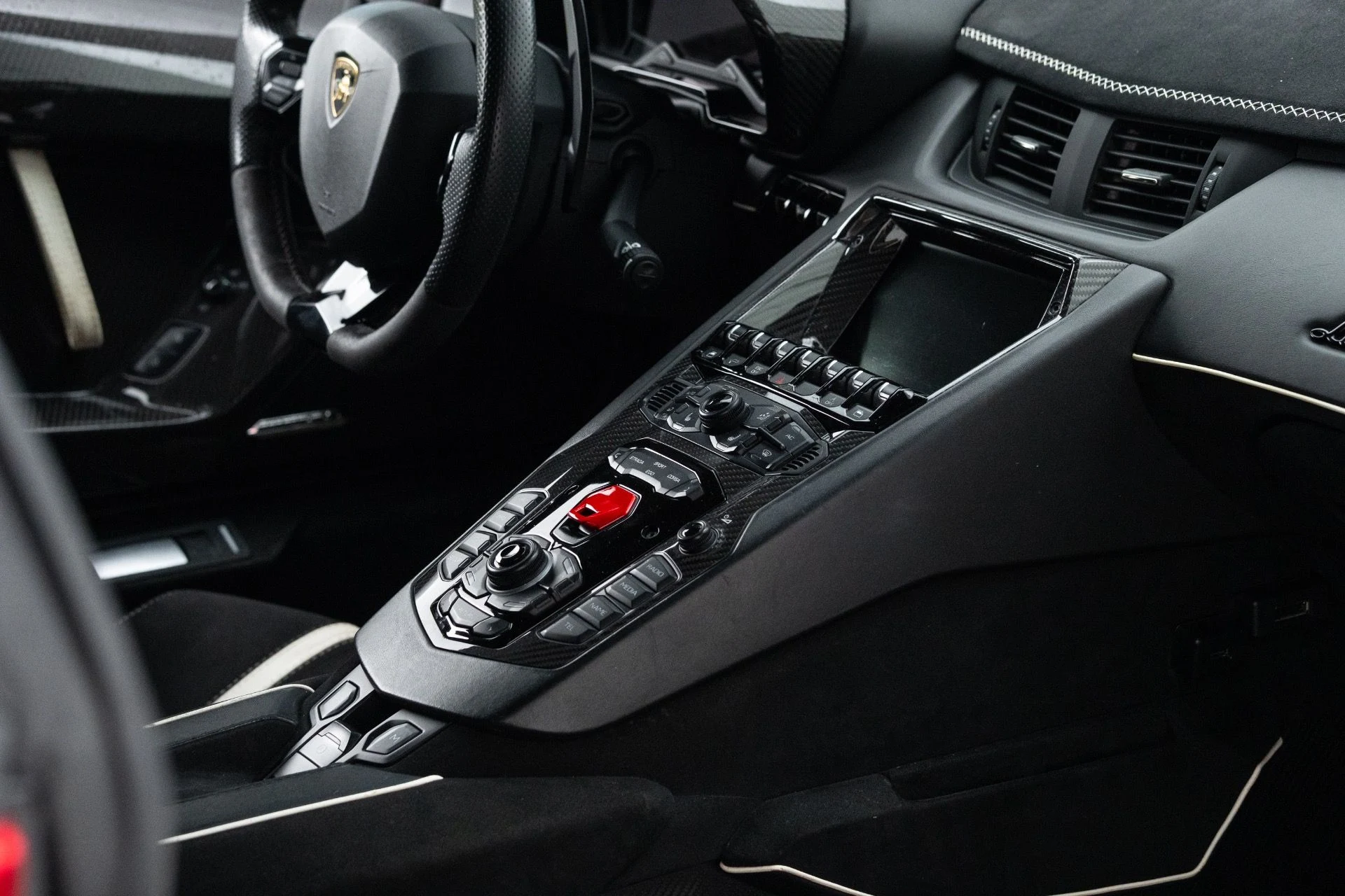 mph061_3831127032_Used_2021_Lamborghini_Aventador_LP_770_4_SVJ_Roadster_1774062335_6e9a3ea7b5