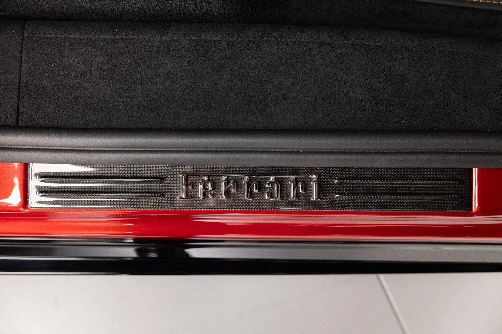 mph061_3834093656_Used_2026_Ferrari_Purosangue_1785925717_caa348a4a5