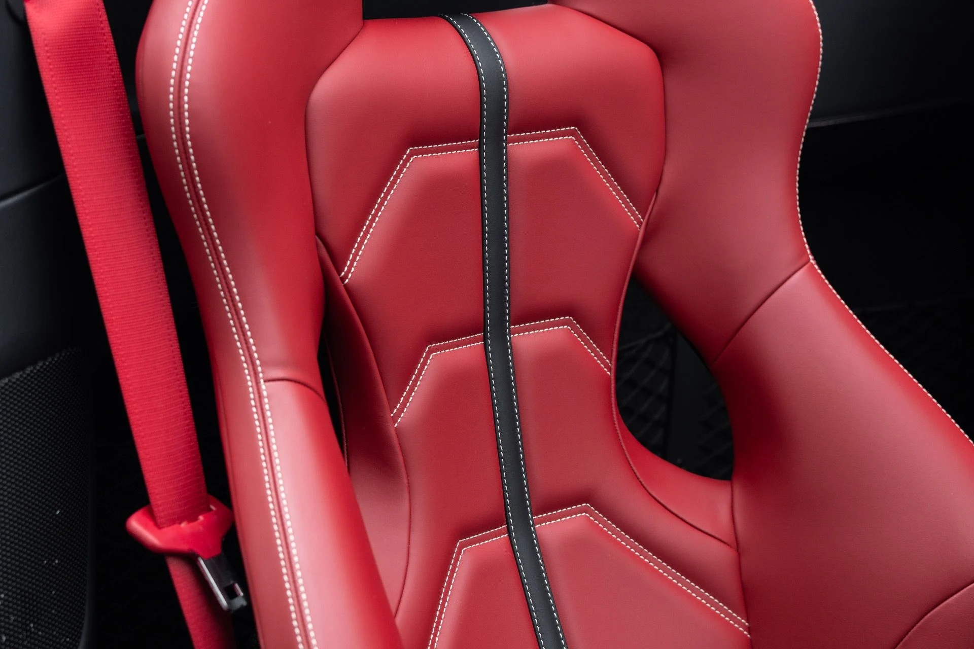 mph061_3840899452_Used_2019_Ferrari_488_Spider_1775191642_2f926f2f3c