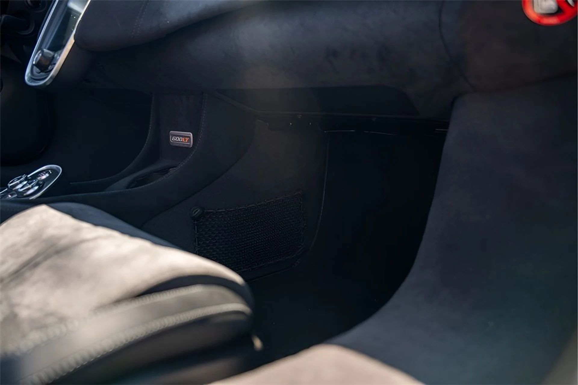 mph061_3879051380_image_63_c606bdf19f