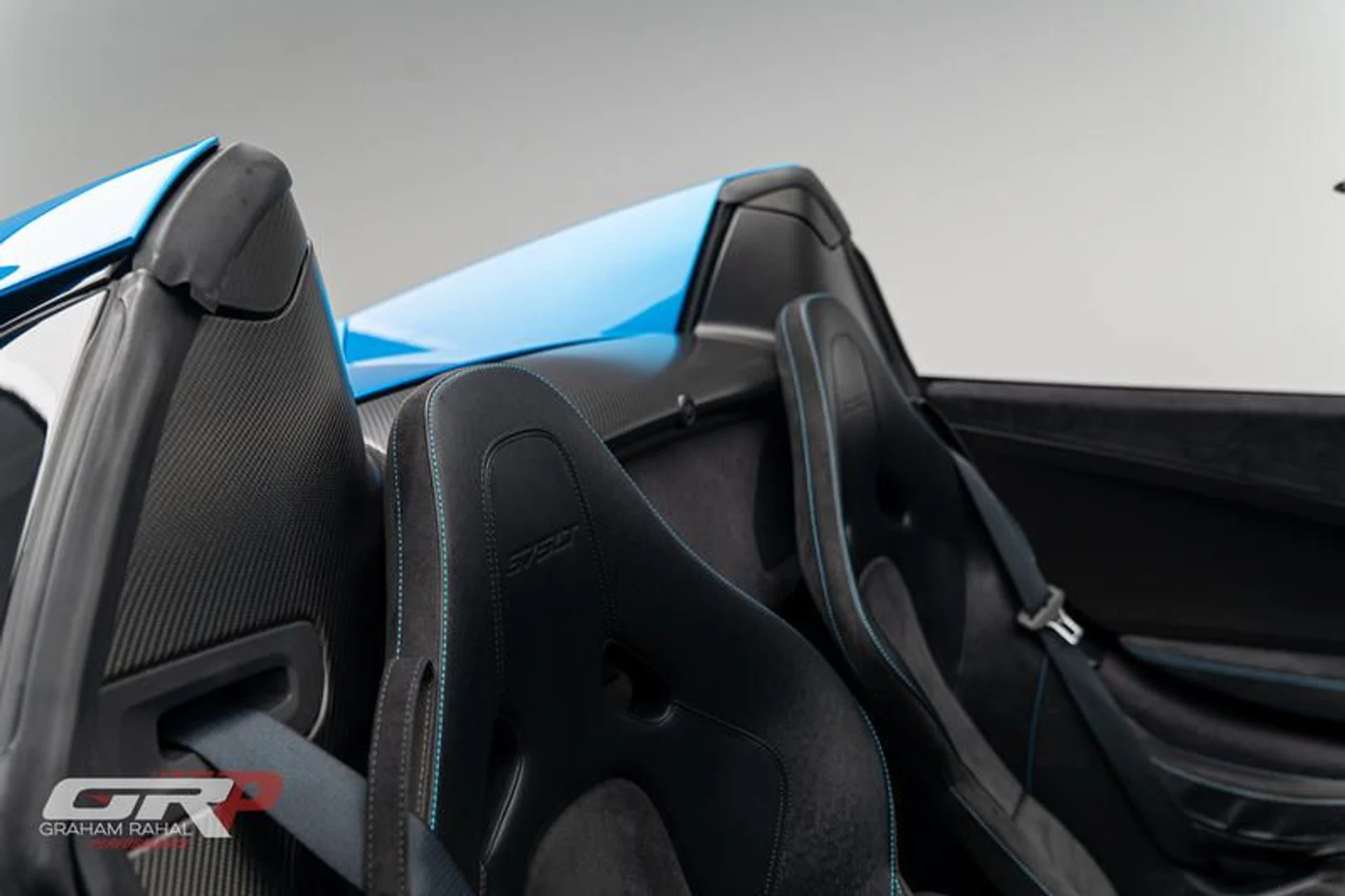 mph061_3917924421_29_D1_A449_E1_B8_4_E2_B_93_B1_13882891_D7_A9_4ded0c8d79