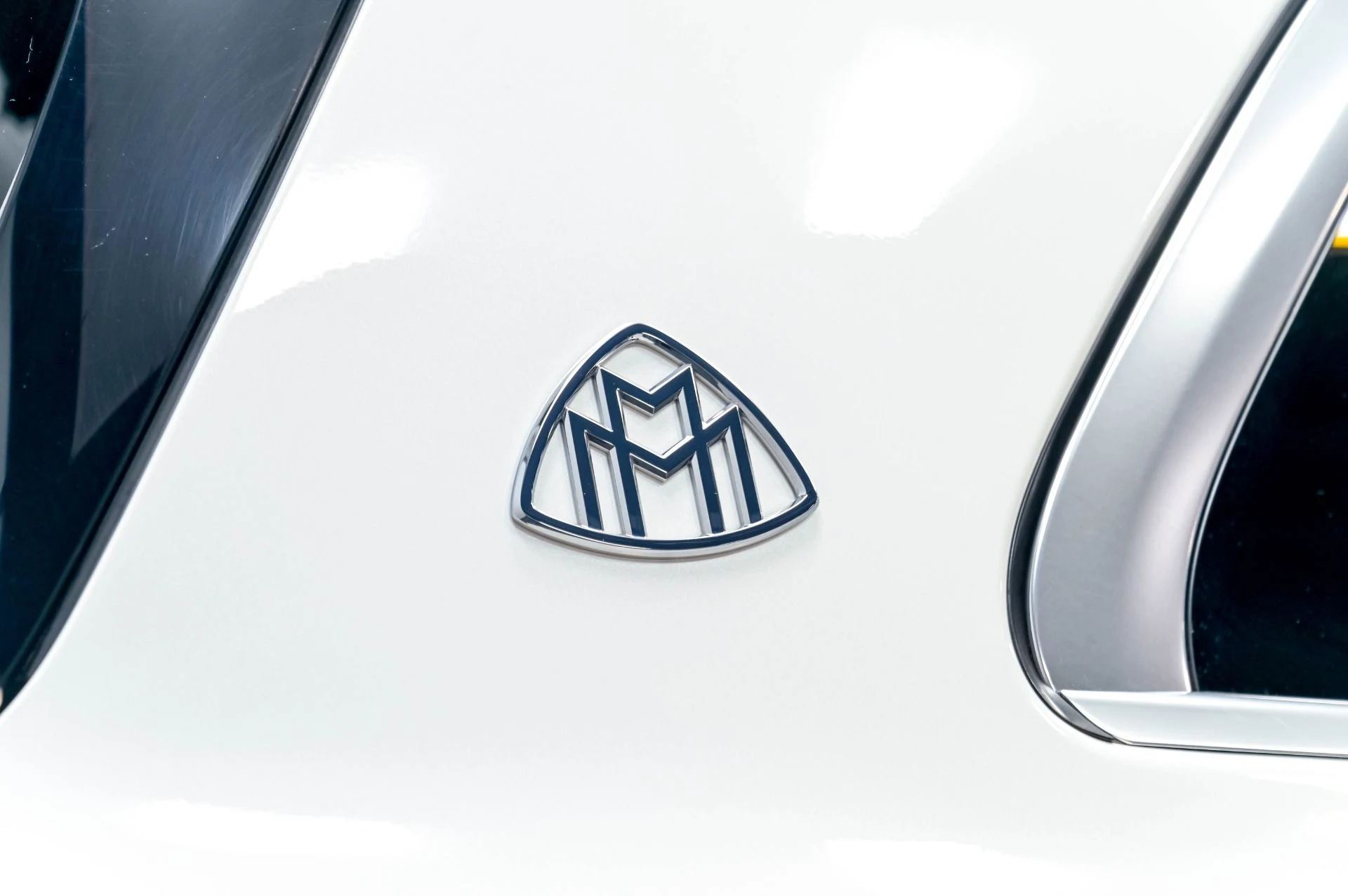 mph061_3944322696_Used_2024_Mercedes_Benz_GLS_Maybach_GLS_600_4_MATIC_1780345753_6a974aab7d