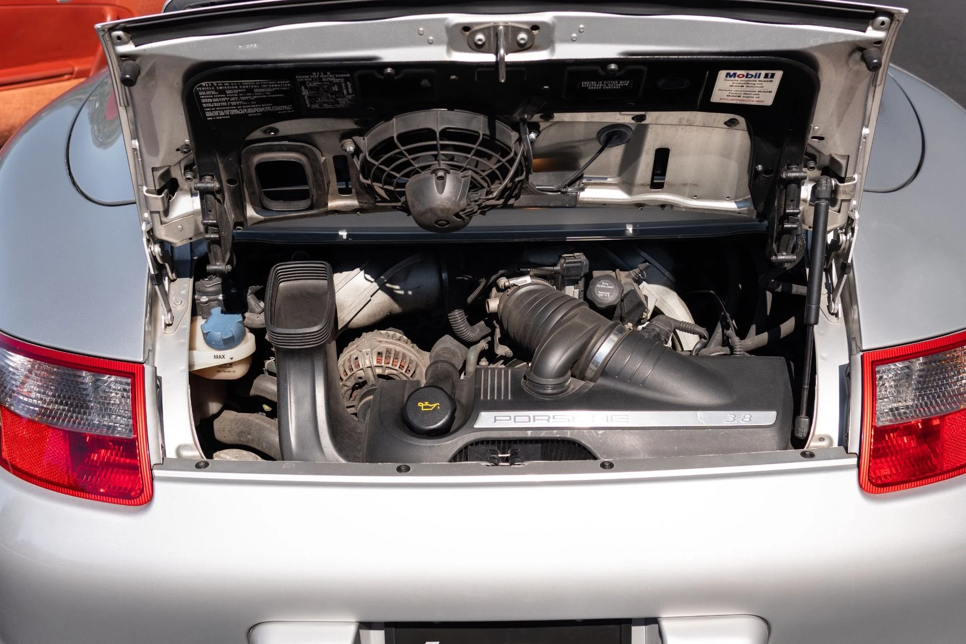 mph061_3952409863_Used_2006_Porsche_911_Carrera_S_1770441530_d891137bb0