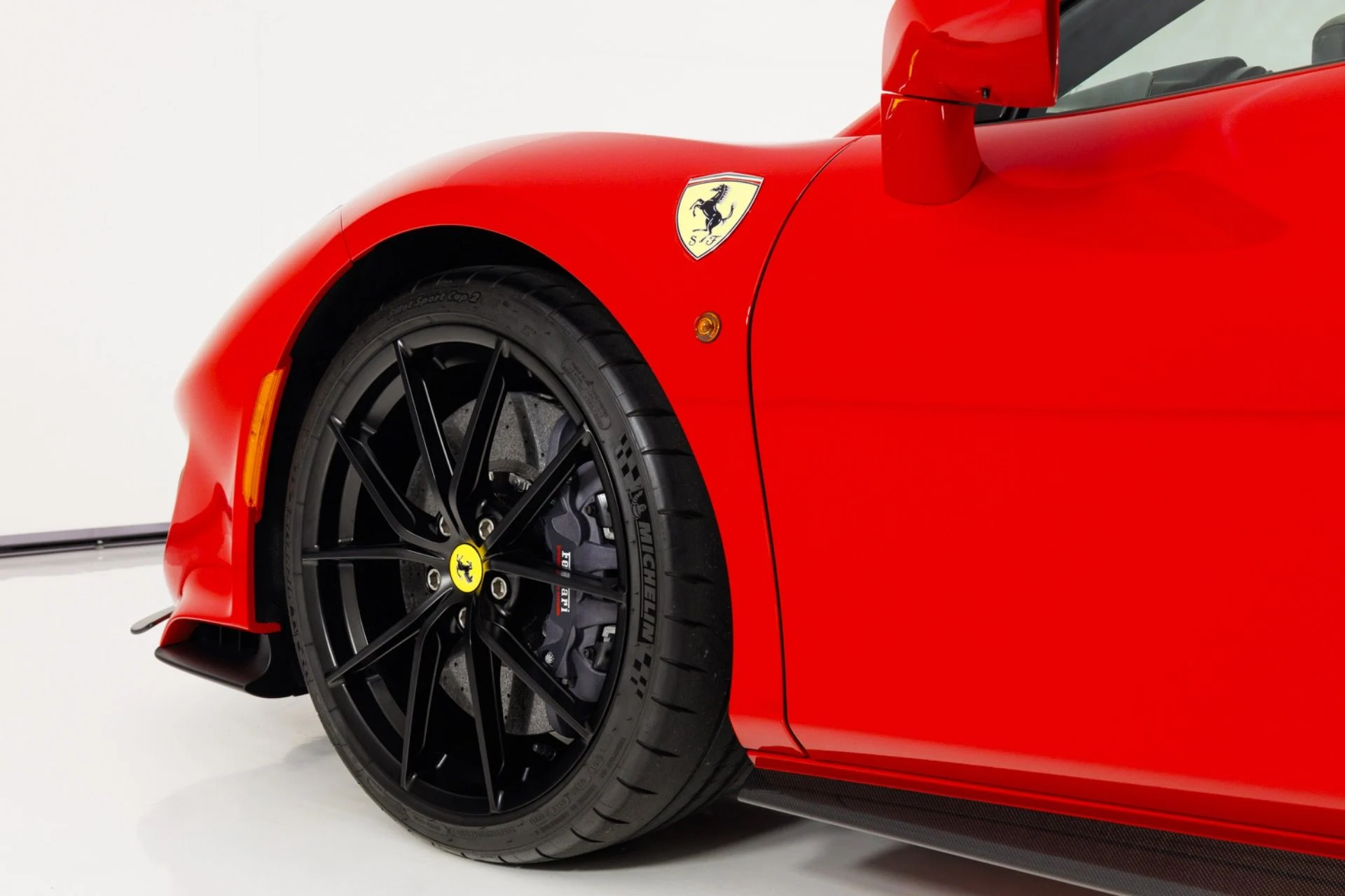 mph061_3995433397_Used_2019_Ferrari_488_Pista_1780072971_0da40e51a6