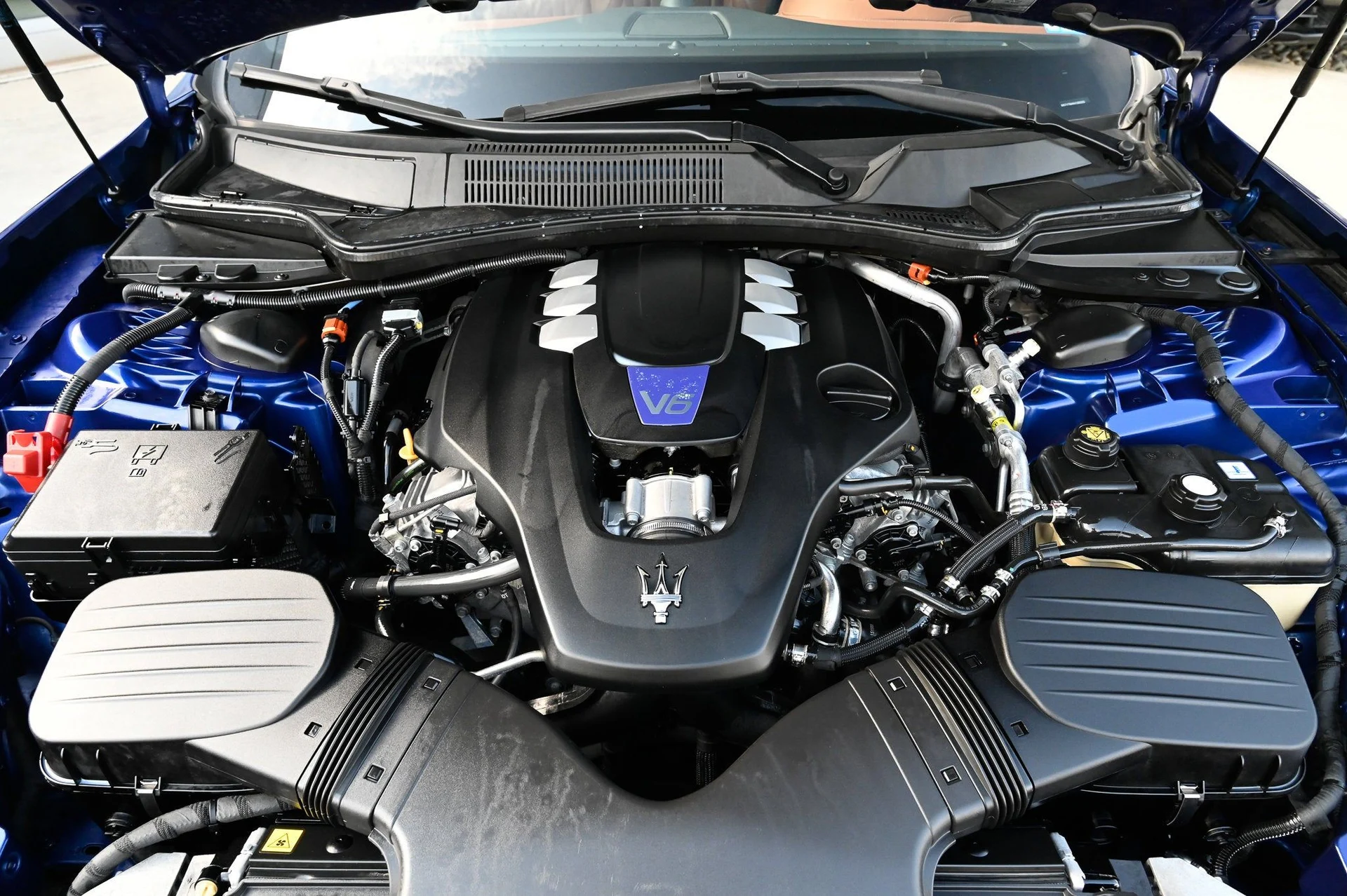 mph061_4003503711_39e802d61eb0413cb27470318795242a_6124d2b6a8