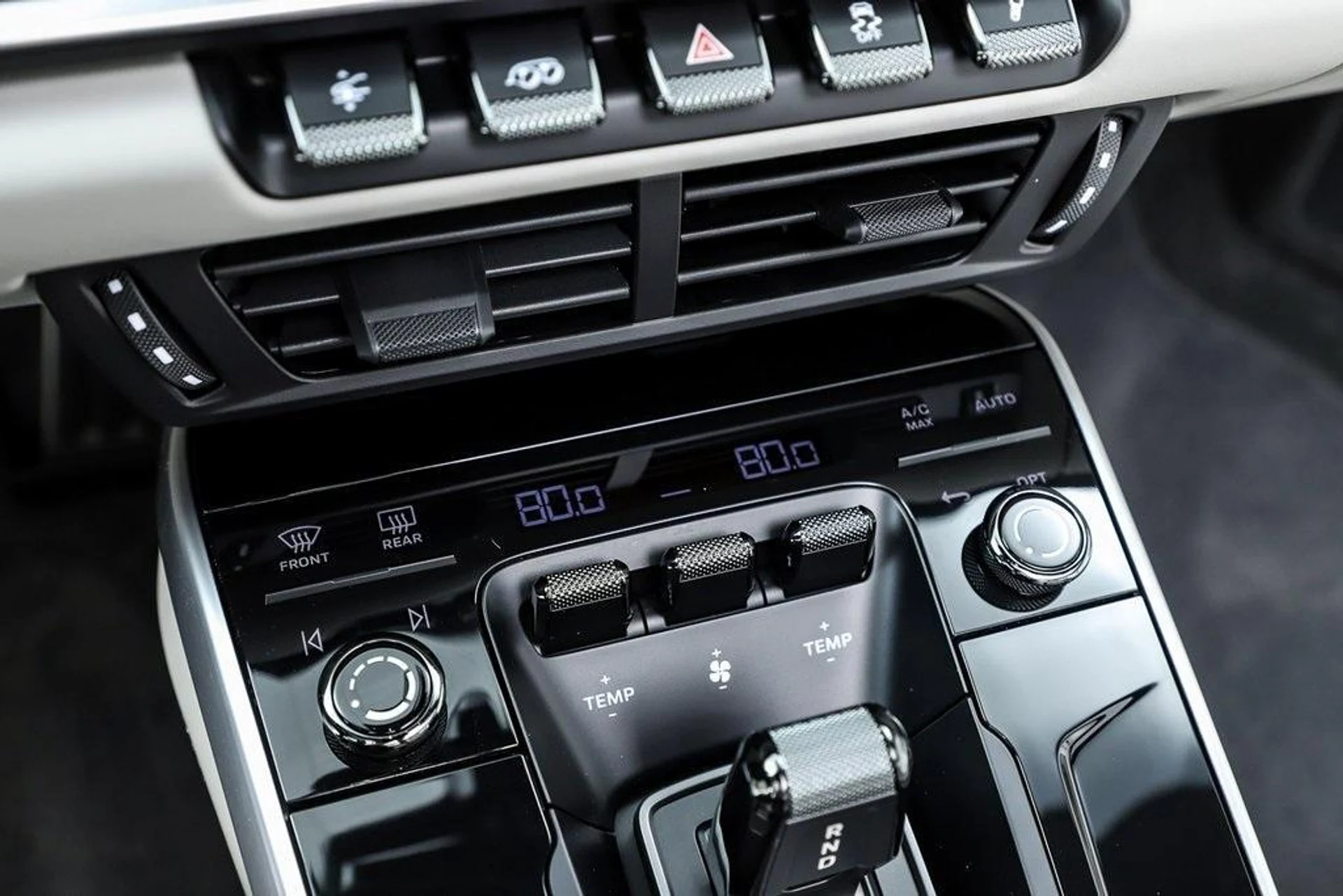 mph061_4009965943_FFX_3_C6km_LN_Ui_R47_O2_Lc_Sab_TD_8_cb34f2de26