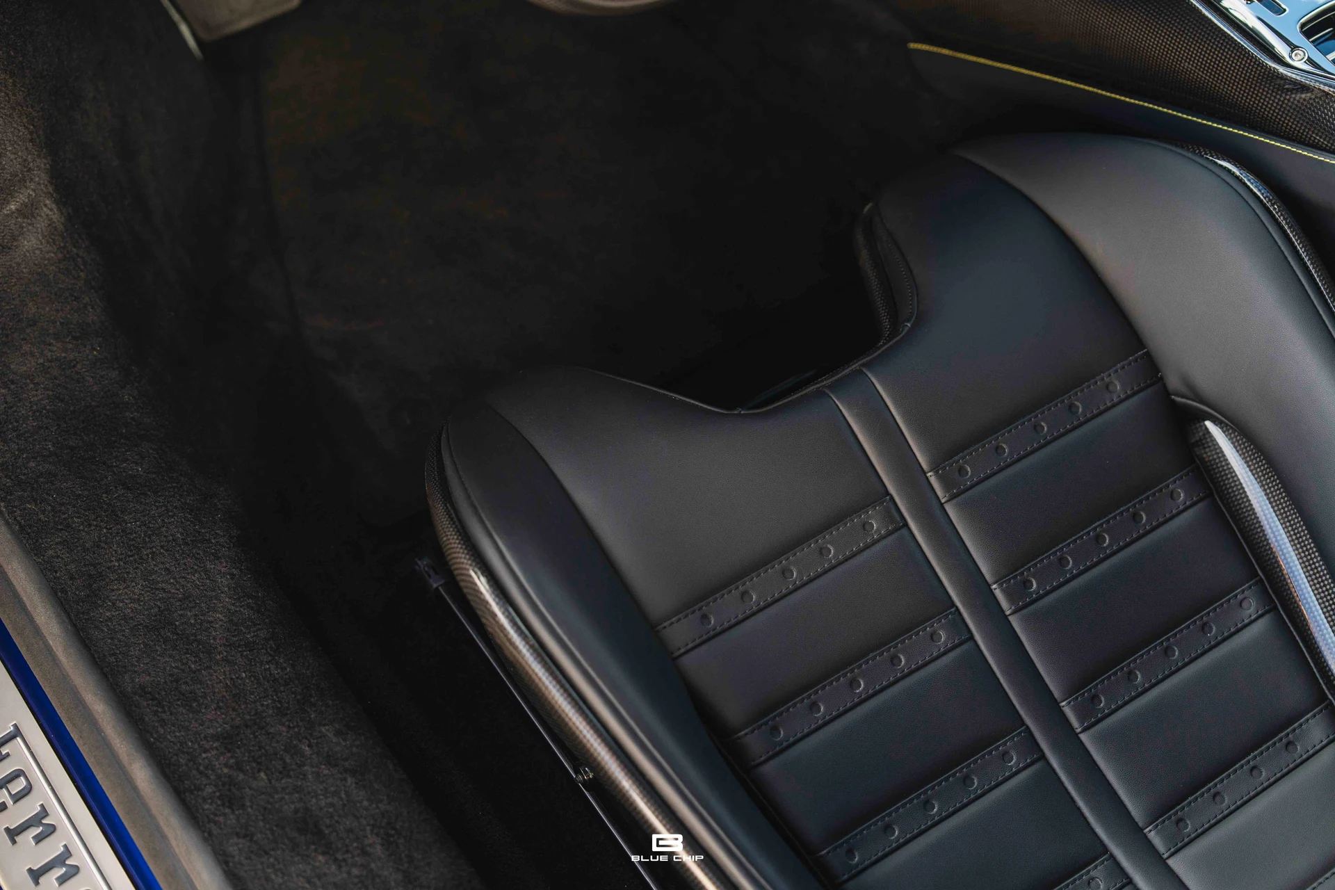 mph061_4014068616_6995fe2603ed2608cd3d519d_A7403326_1c645a6aa8