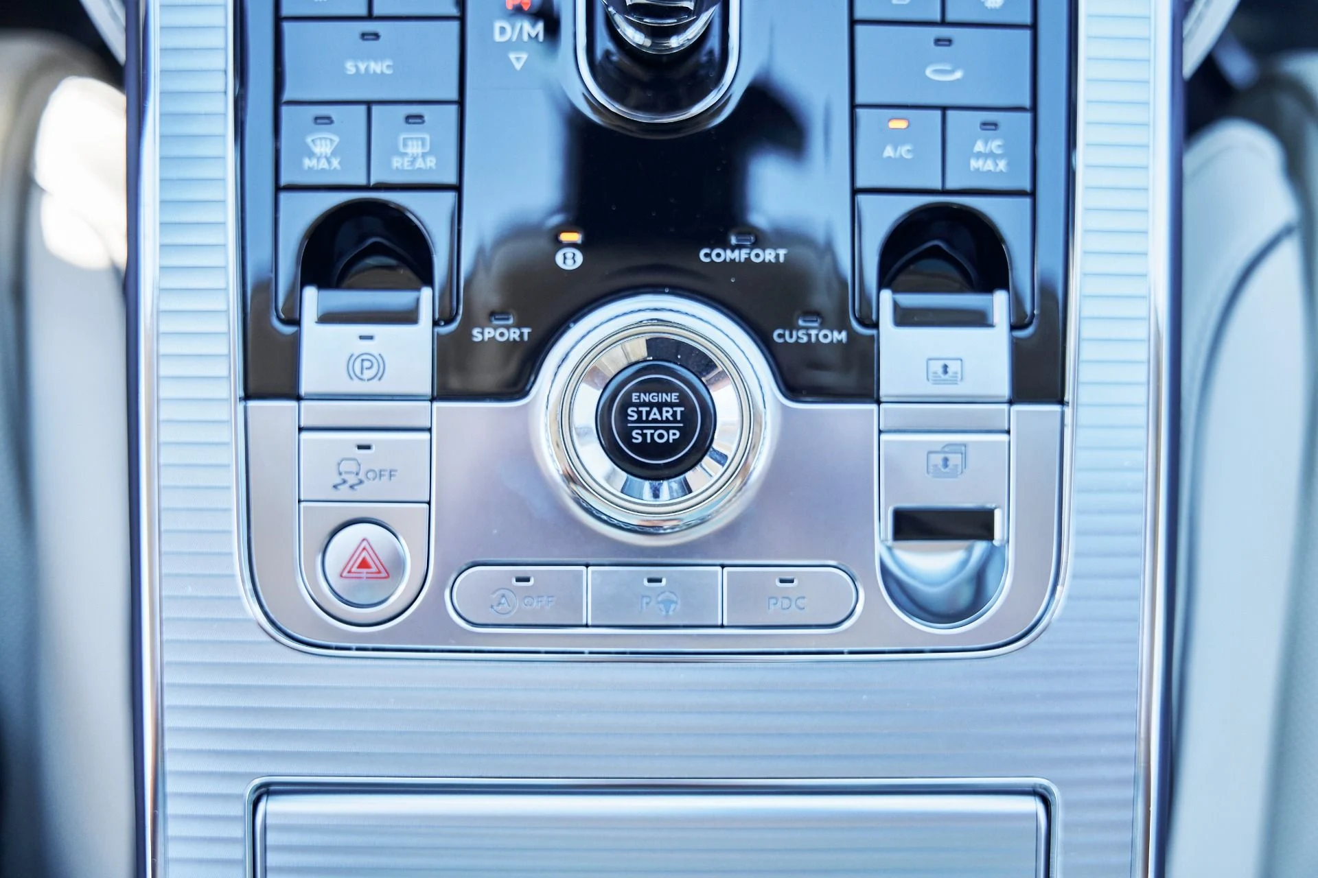 mph061_4038916873_Used_2024_Bentley_Flying_Spur_Mulliner_V8_1773796289_d6bcad4b90