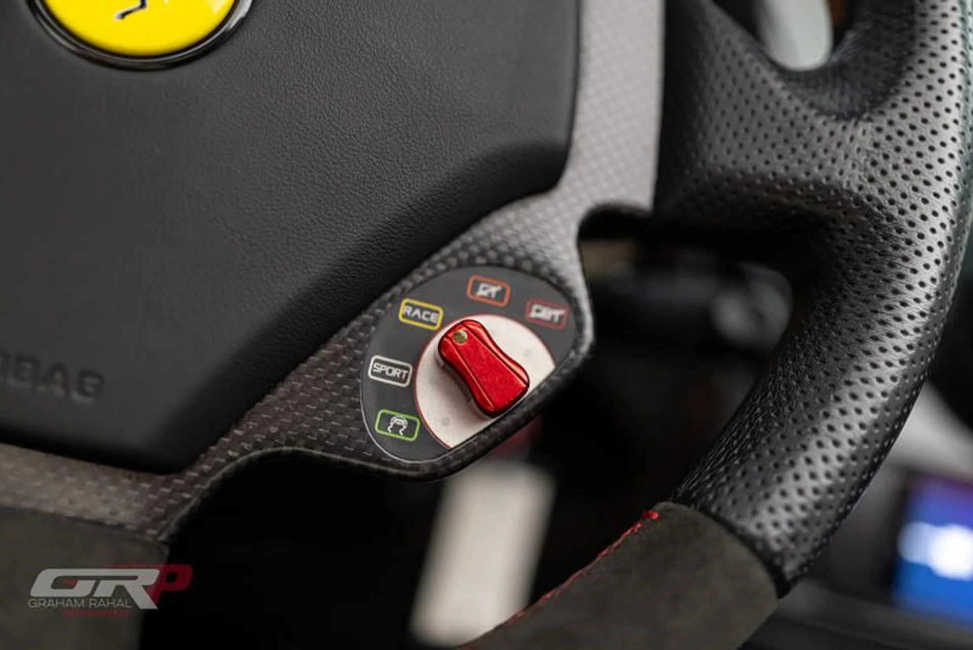 mph061_4073755741_ACEBDEB_6_9301_49_EA_A7_CA_FBA_57_F7_B55_A9_678207a12e