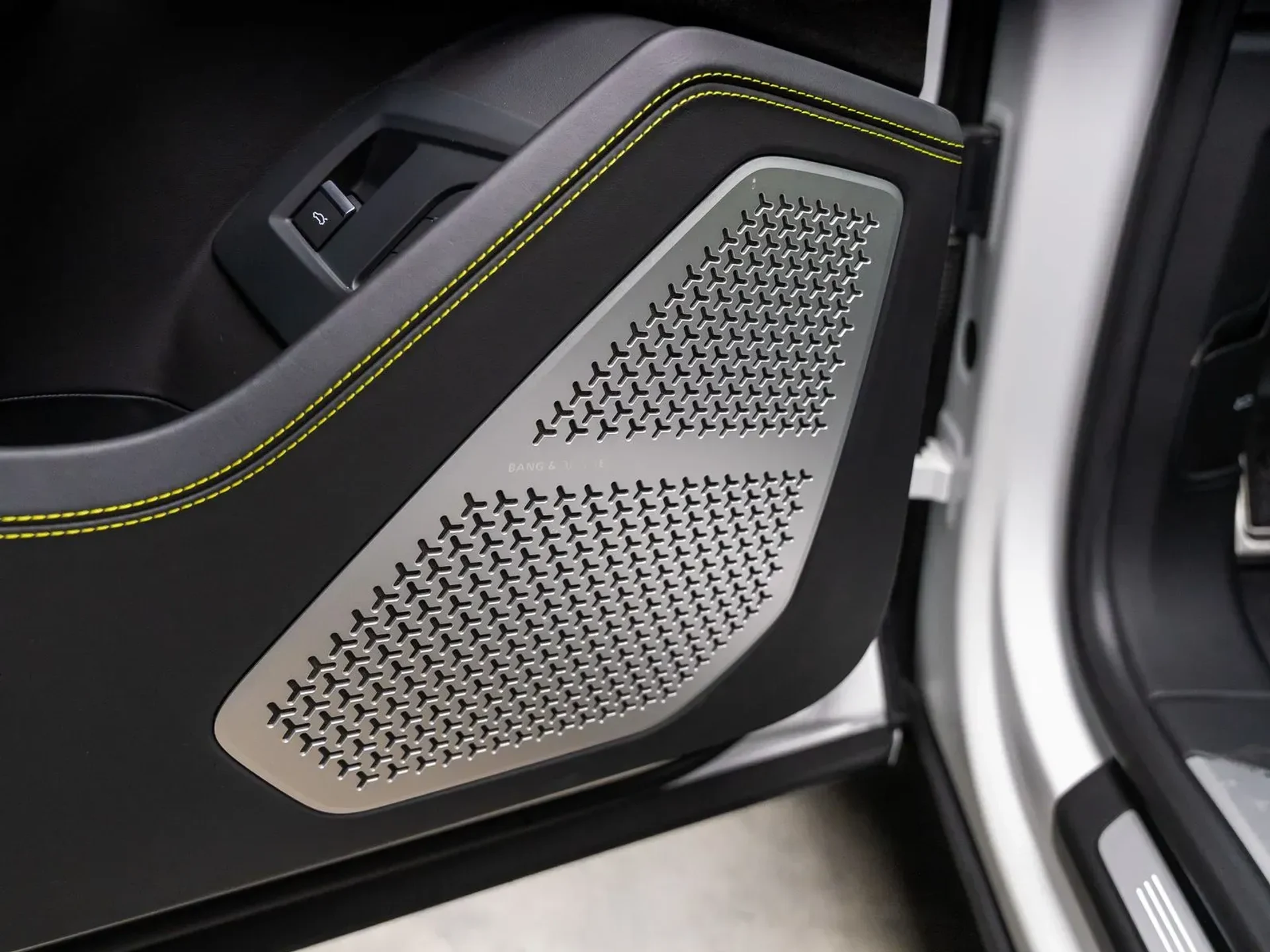 mph061_413826244_944e2525_b7c5_4895_b91a_291fb71bc145_09f3eb0ca3