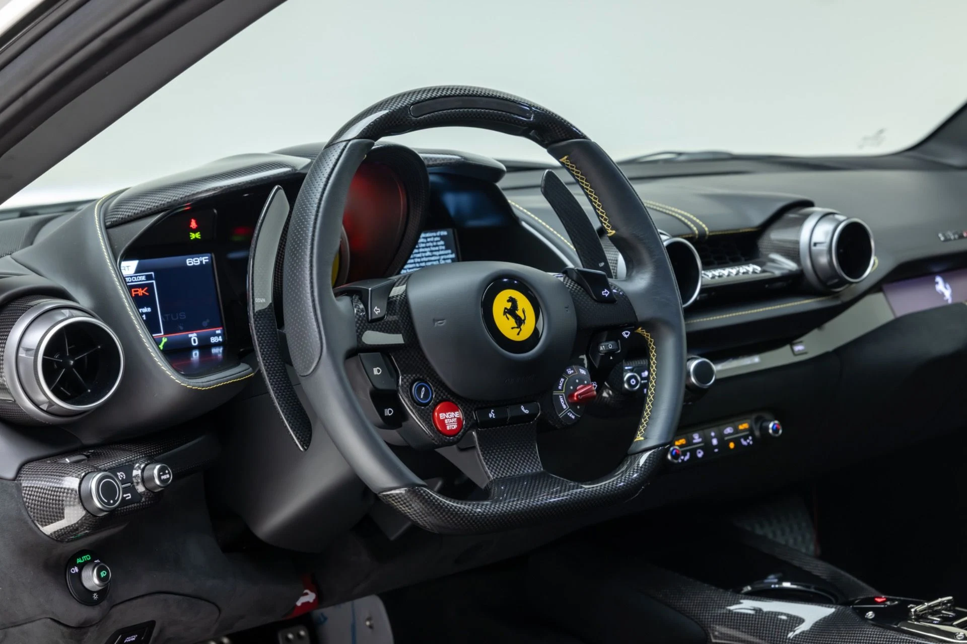 mph061_42071000_13030_p62_l_11990bc7a0