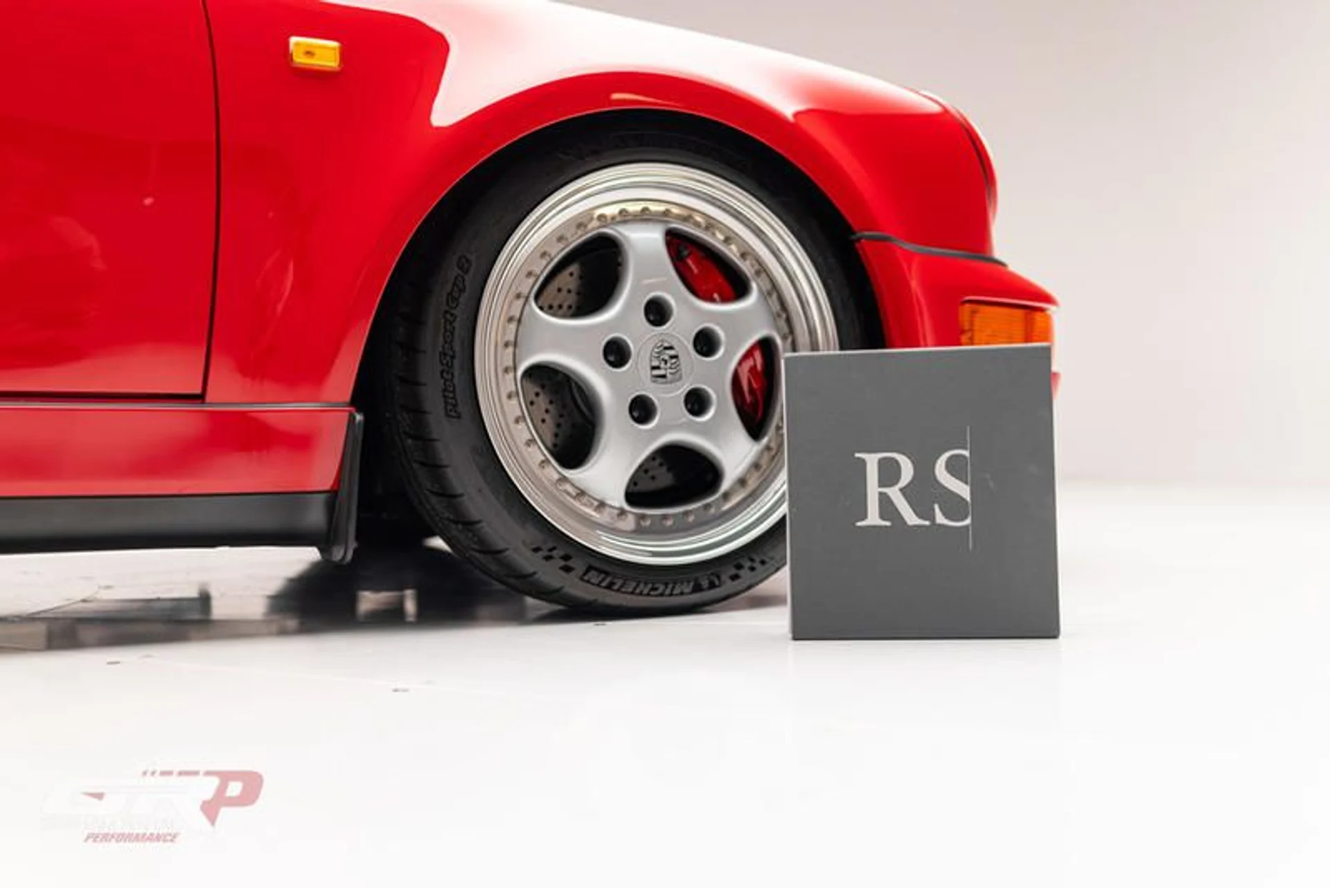 mph061_4215303338_24_EA_9_D0_B_F8_FE_4_EEE_829_C_443_A781_F8_DE_4_2b65a10378