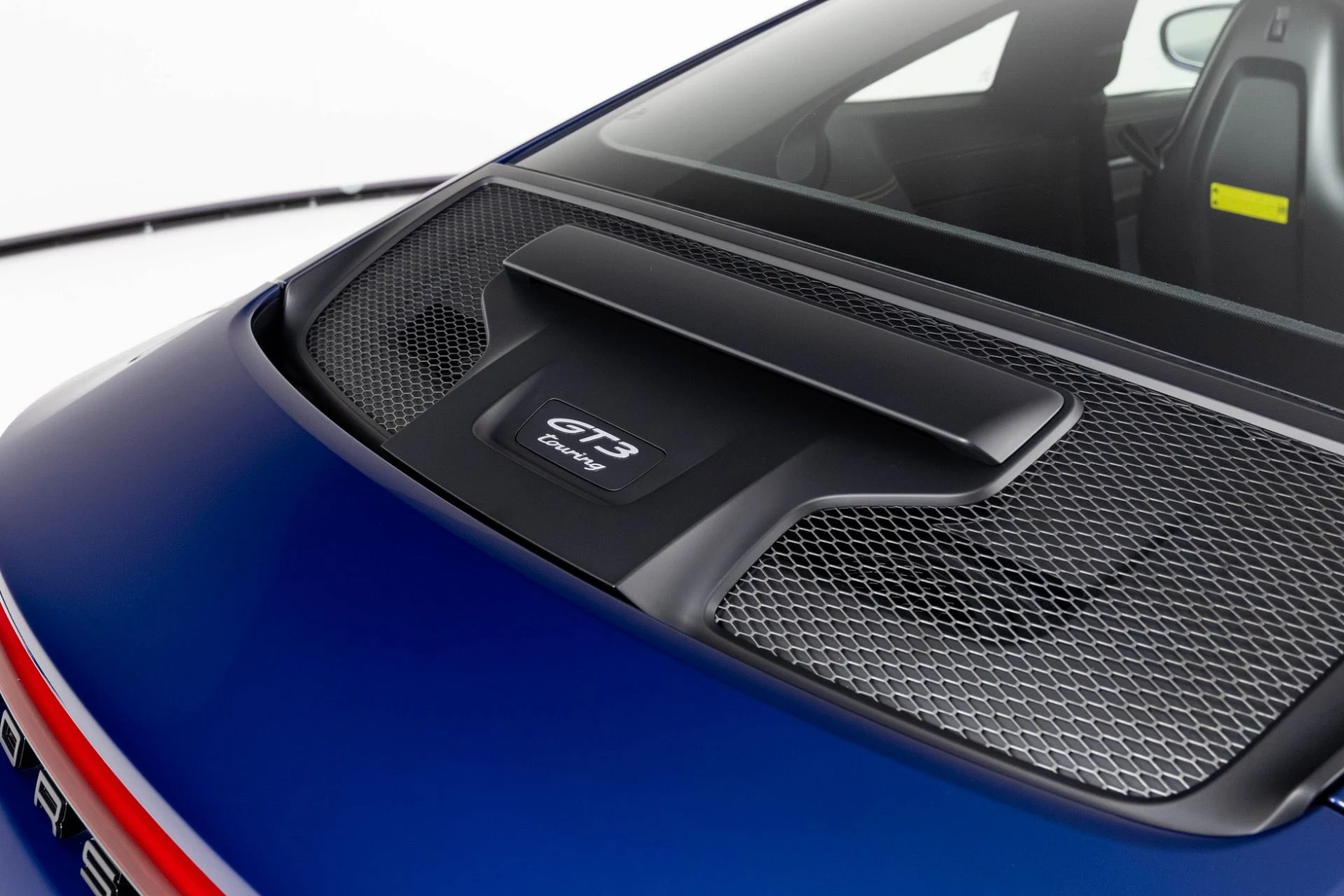 mph061_4218505933_Used_2022_Porsche_911_GT_3_Touring_1764706412_9d3d52a1a3