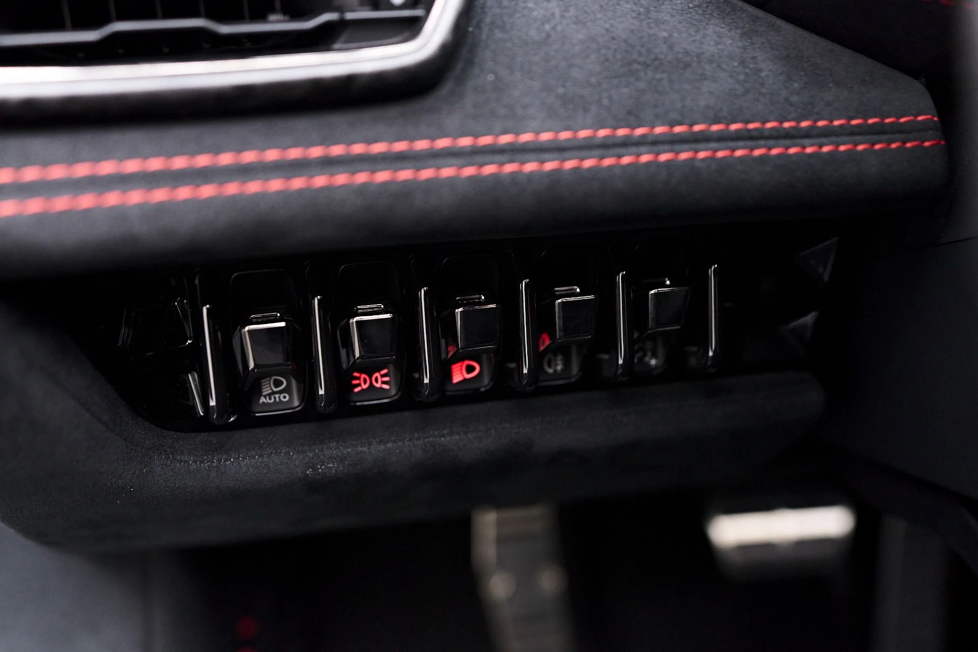 mph061_4233513274_Used_2018_Lamborghini_Huracan_Performante_1754074926_ea03152398