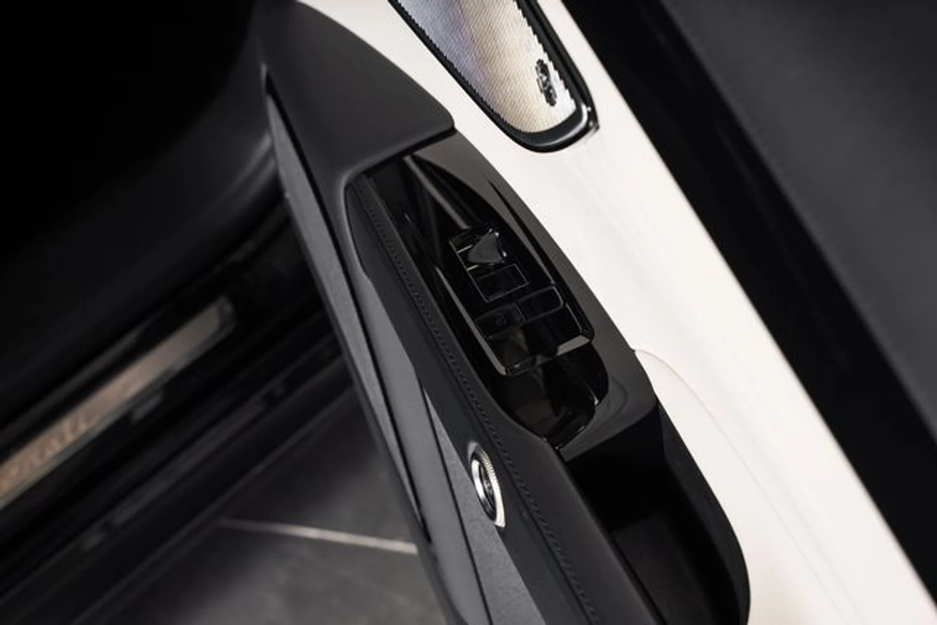 mph061_4252027497_b3a37c629c3cd9c29ac887f6009456e6x_c3666765a3