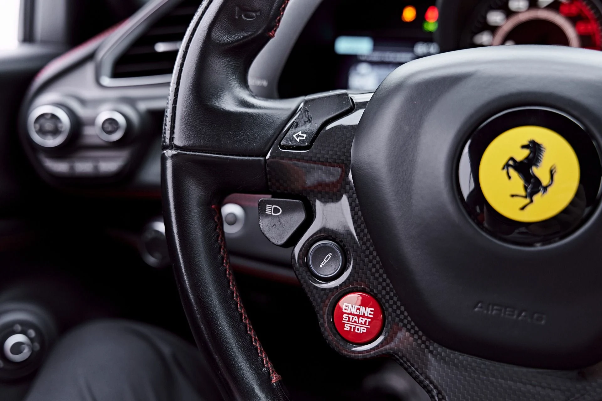 mph061_4294776165_Used_2018_Ferrari_488_GTB_Base_1782869764_4e1d76006a