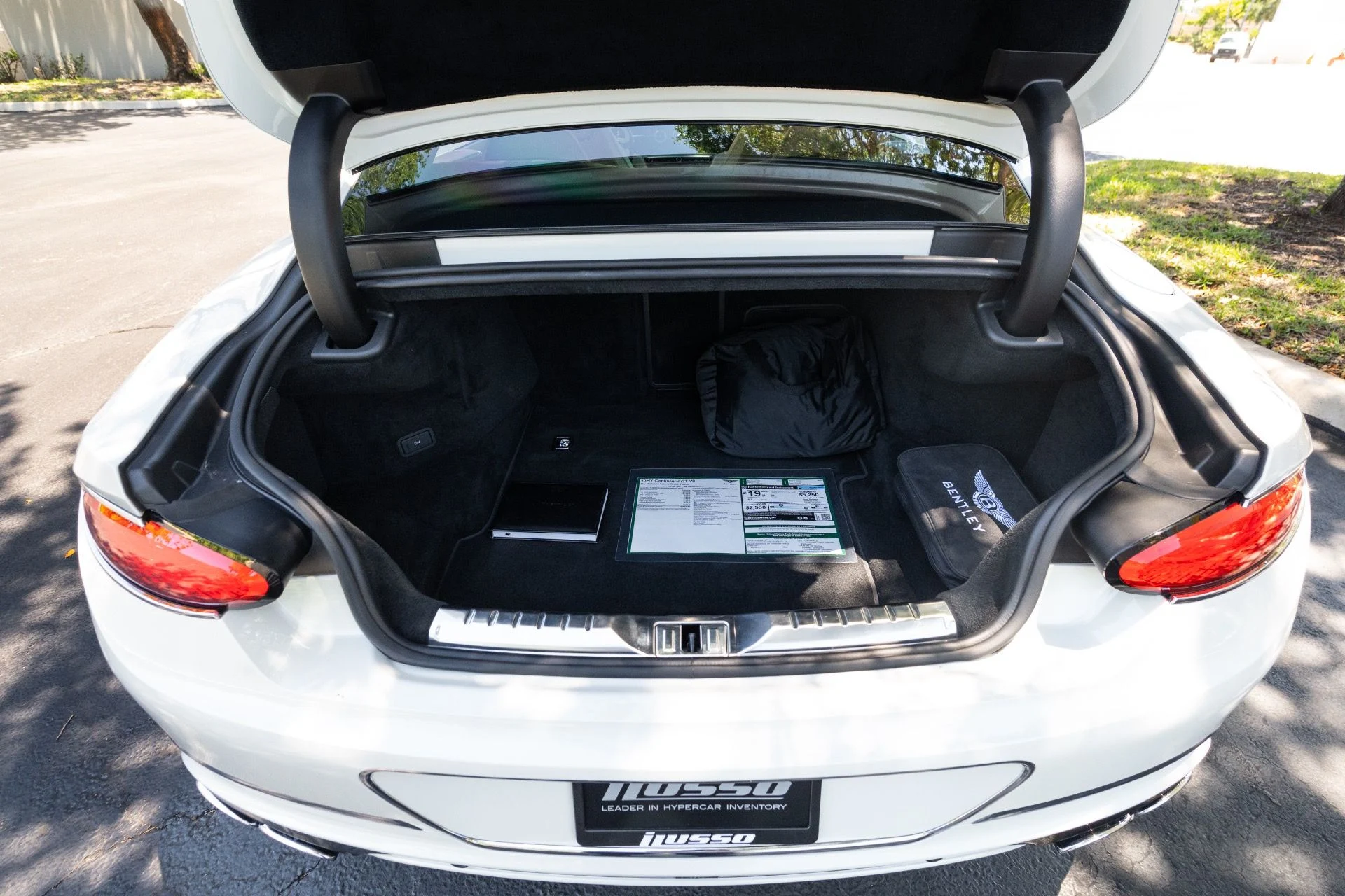 mph061_435720196_Used_2020_Bentley_Continental_GT_V8_1777404396_3a90858869