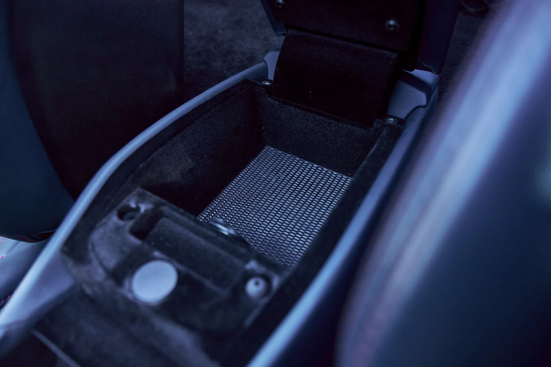 mph061_480161076_Used_2019_Ferrari_488_Spider_Base_1769555096_abc883744a