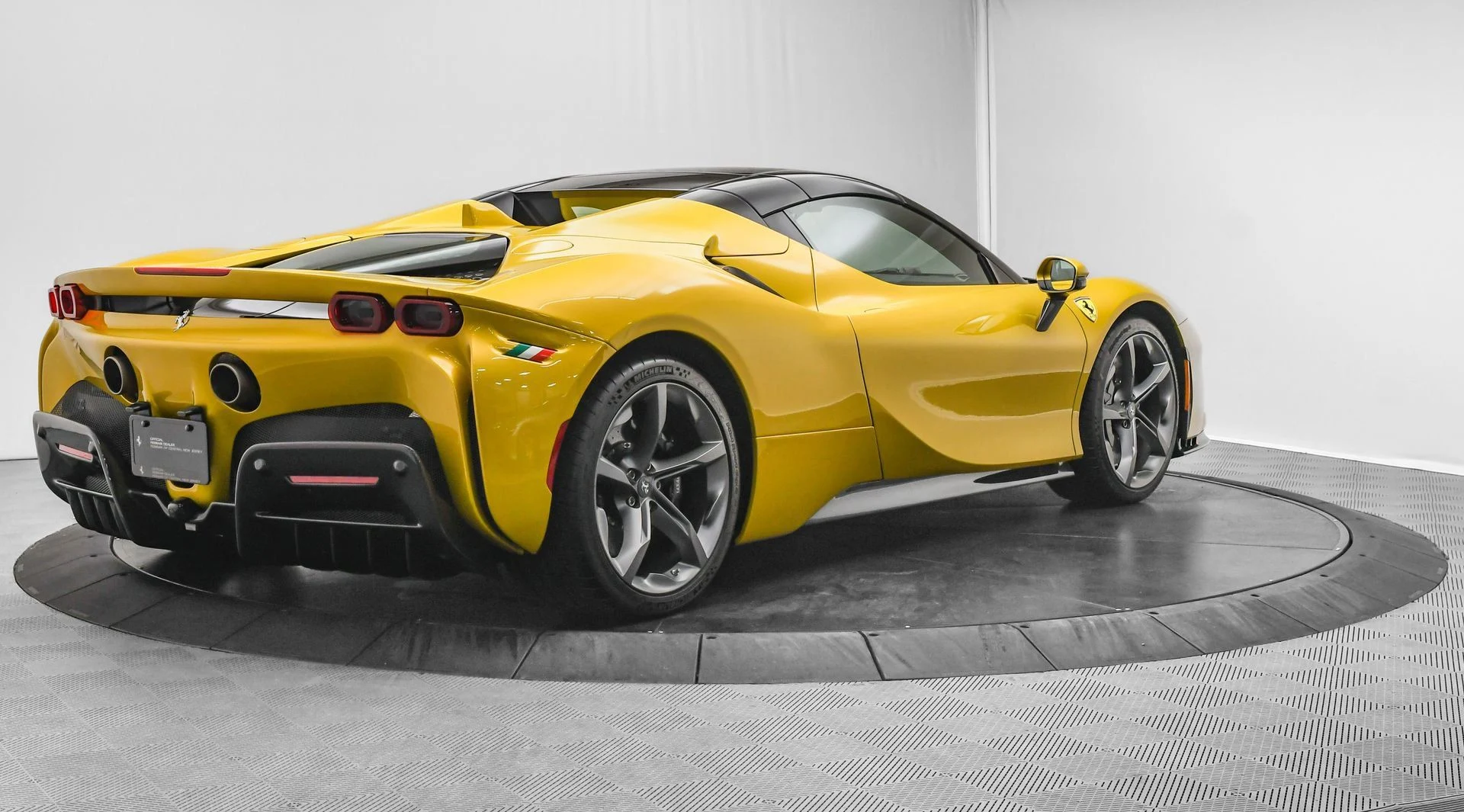 mph061_550382417_84a5abb885a04089bf0079b40e30ebb3_fd5c012874