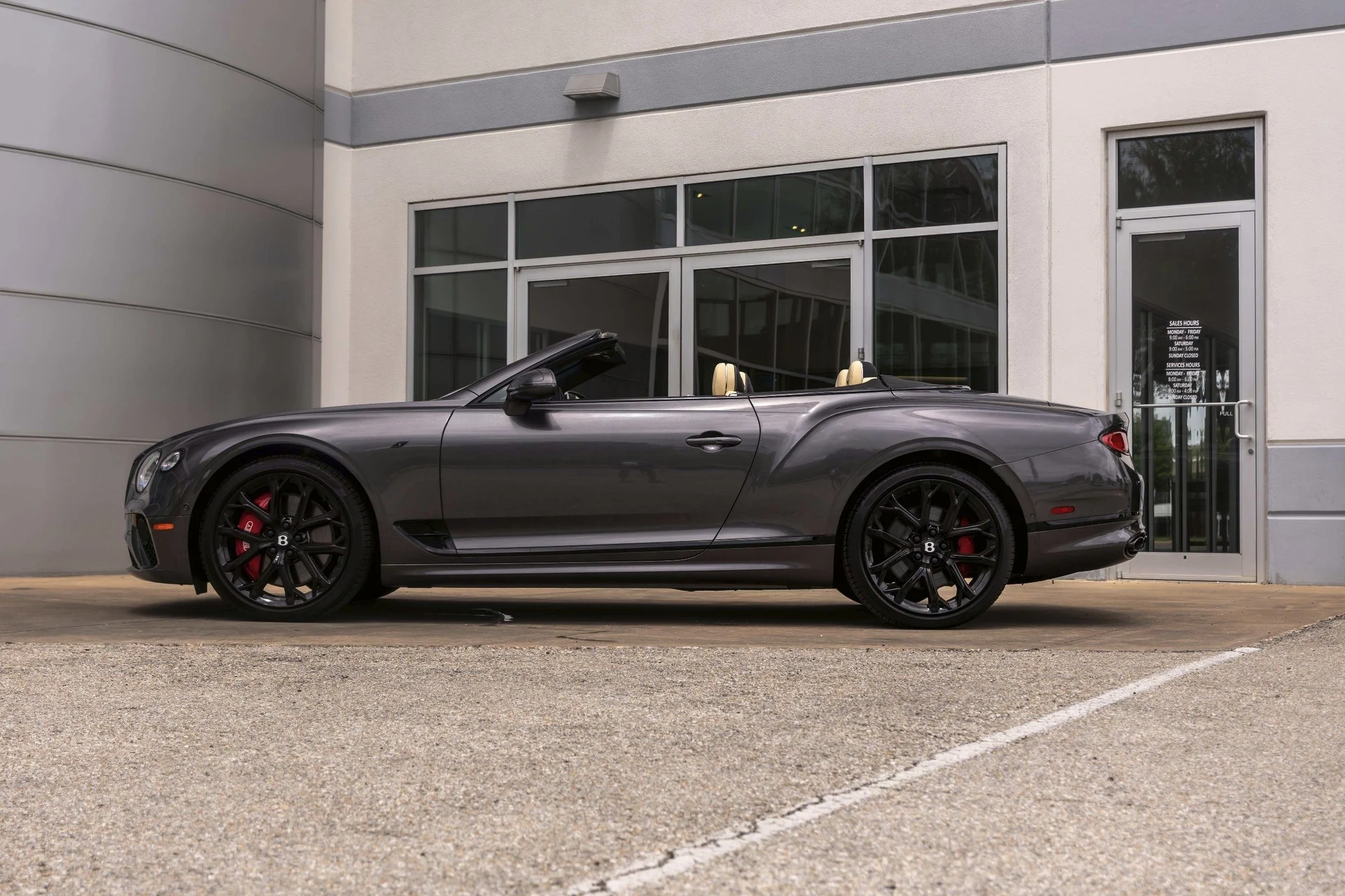 mph061_557953504_Hi_Tech_Luxury_Imports_LLC_SCBDG_4_ZGXRC_016161_image_61_1482a5c75d