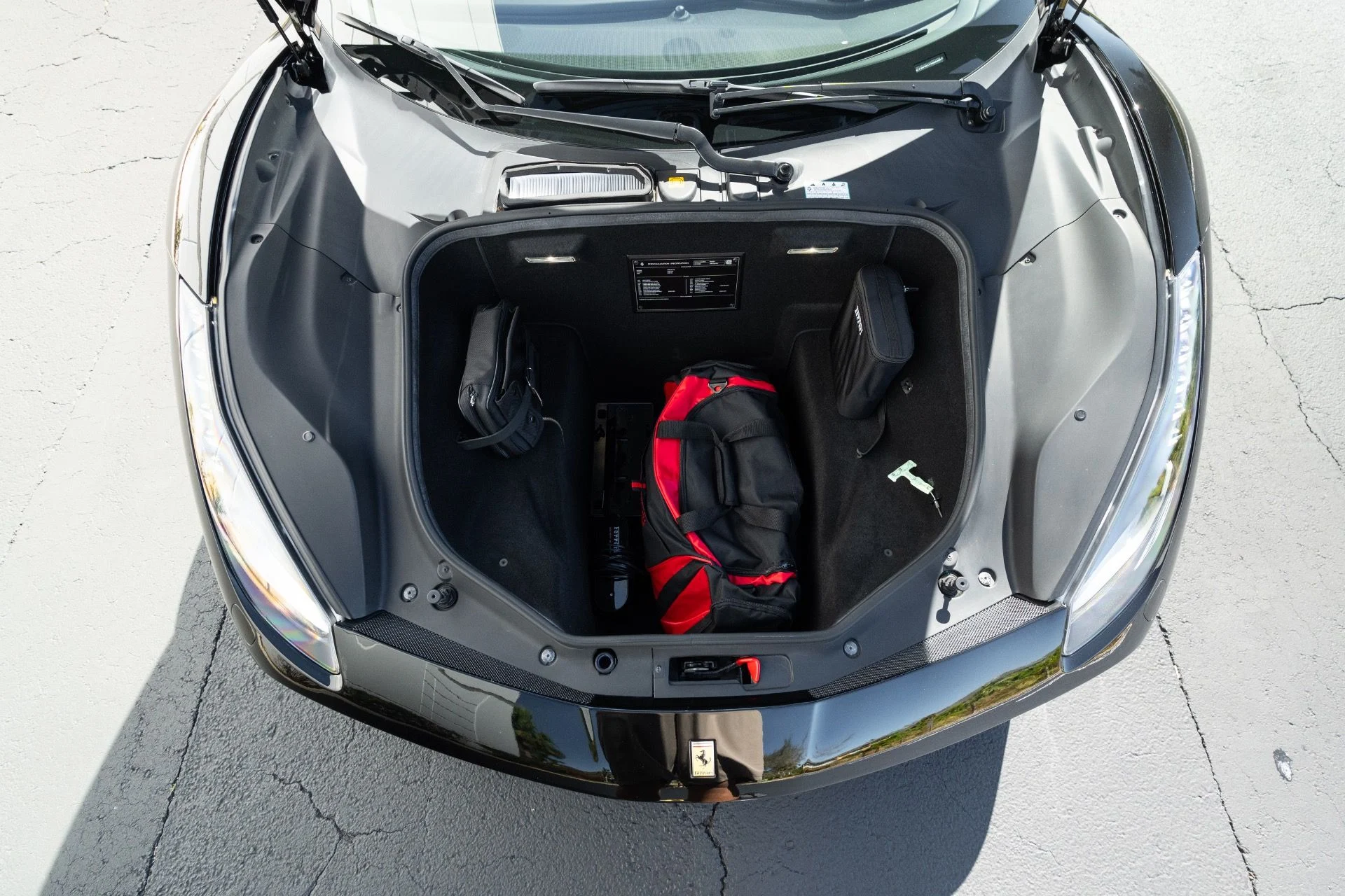 mph061_576212291_Used_2017_Ferrari_488_Spider_1771888975_9add190696